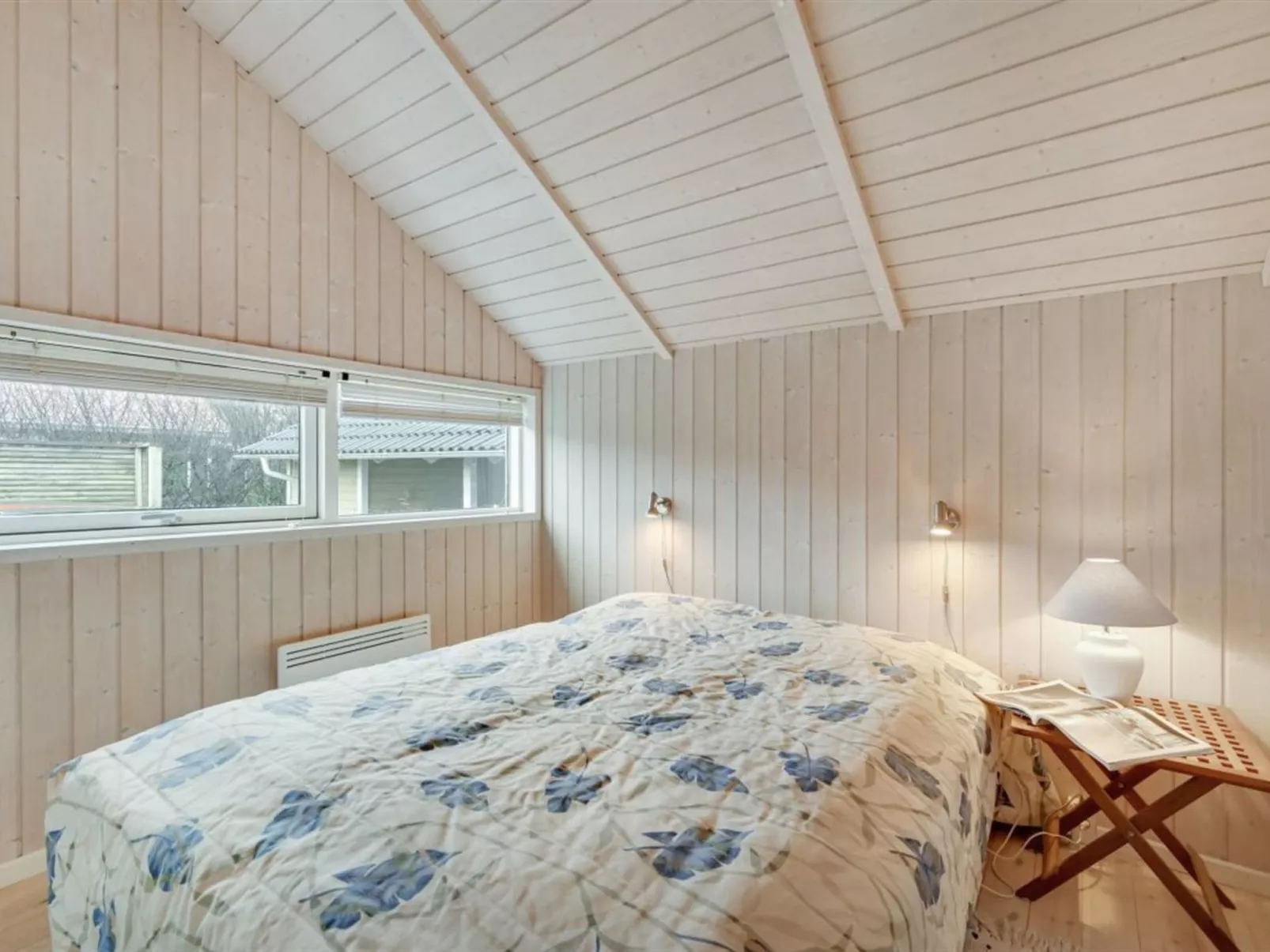 "Clarina" - 800m to the fjord-Binnen