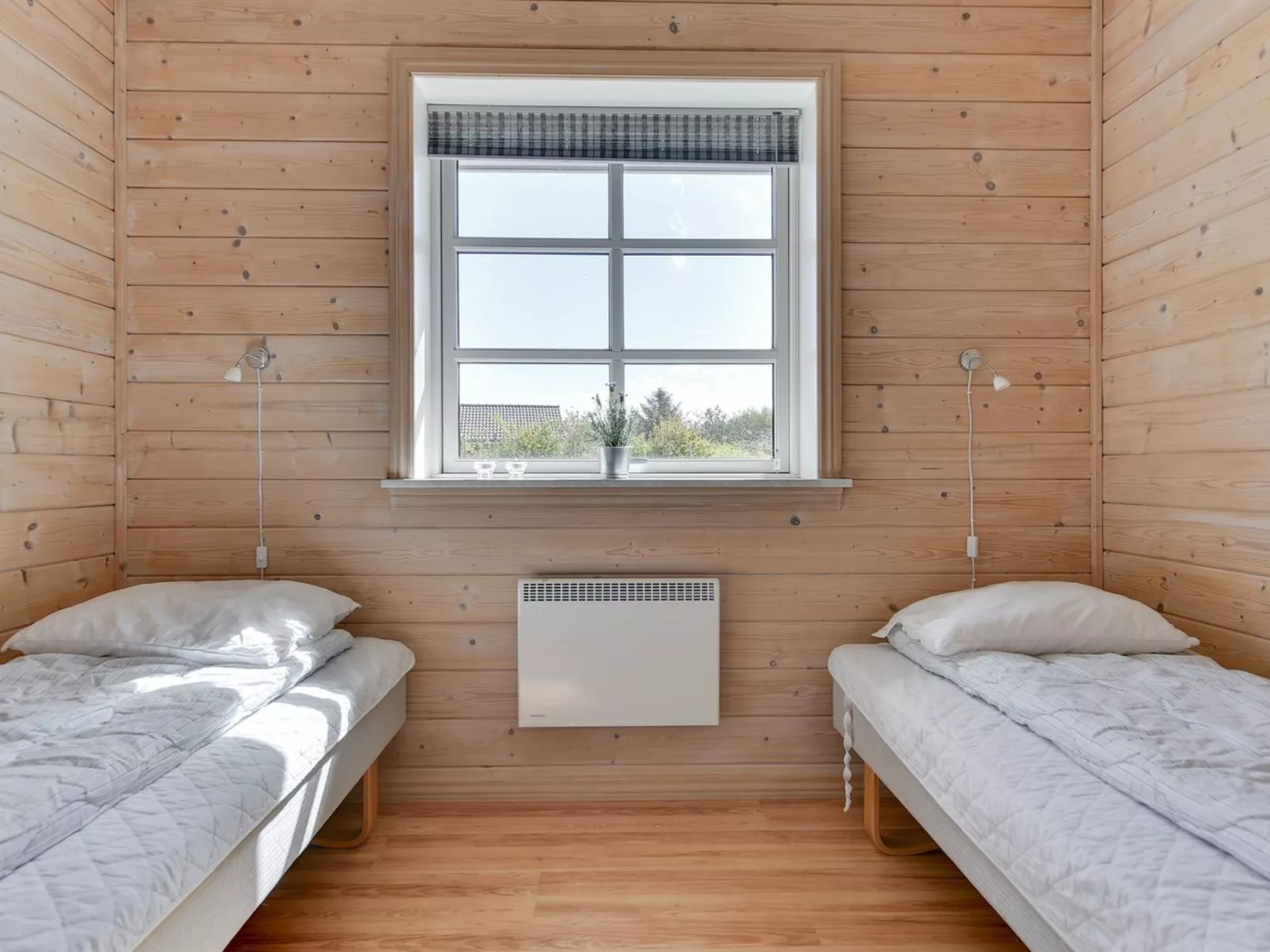 "Fenja" - 500m to the fjord-Binnen