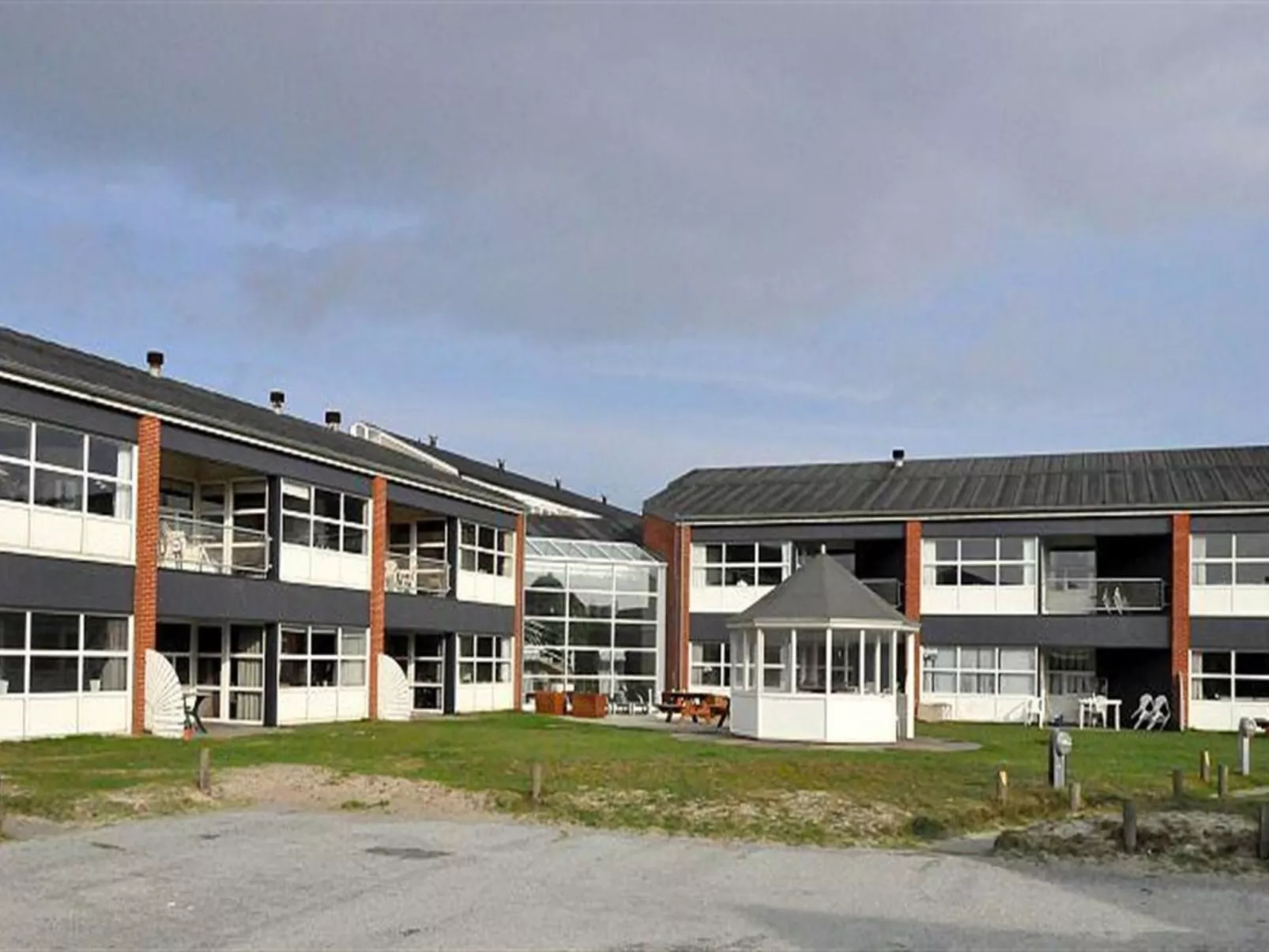 "Milly" - 100m from the sea-Buiten