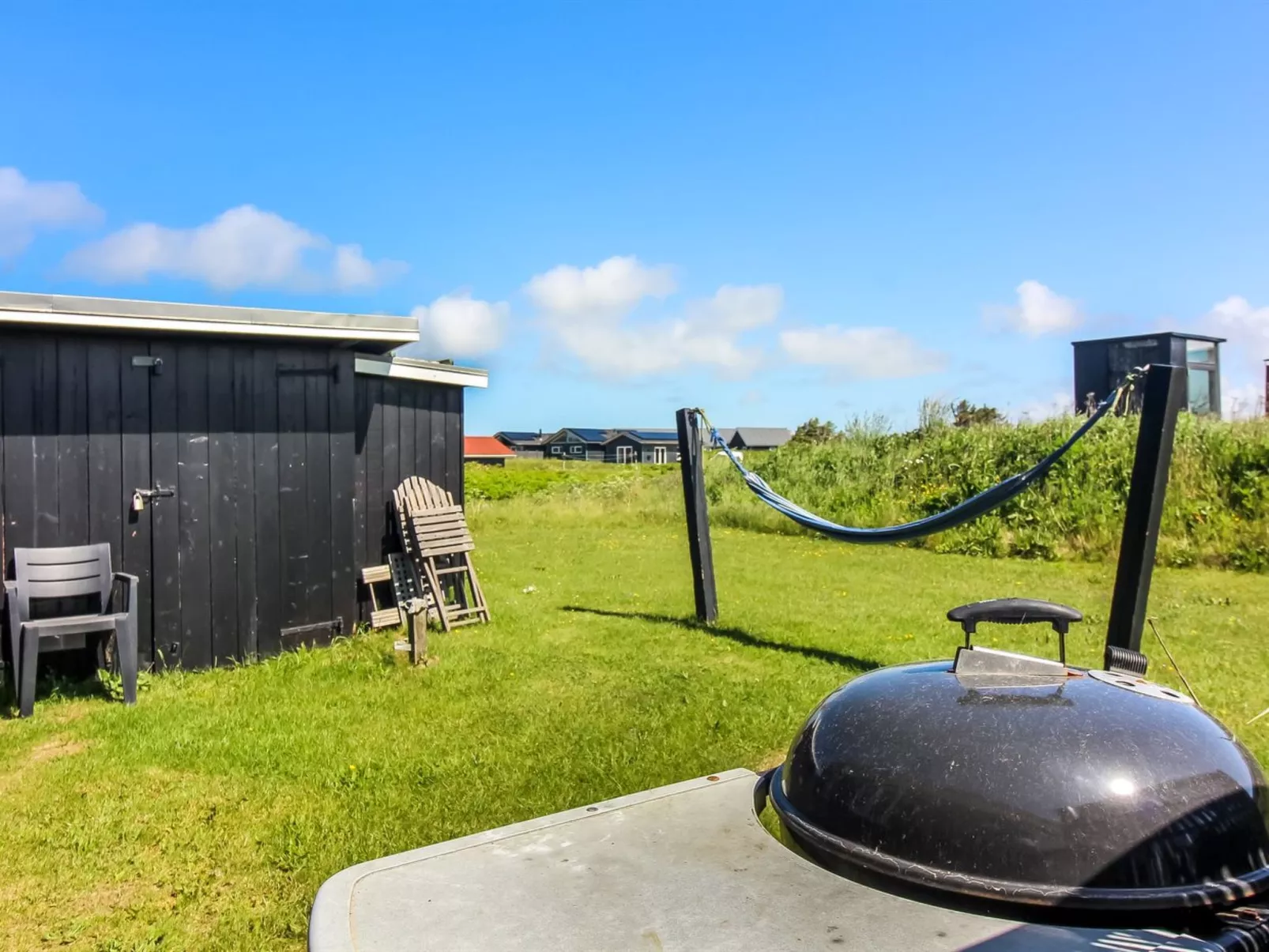 "Sanni" - 225m from the sea-Buiten