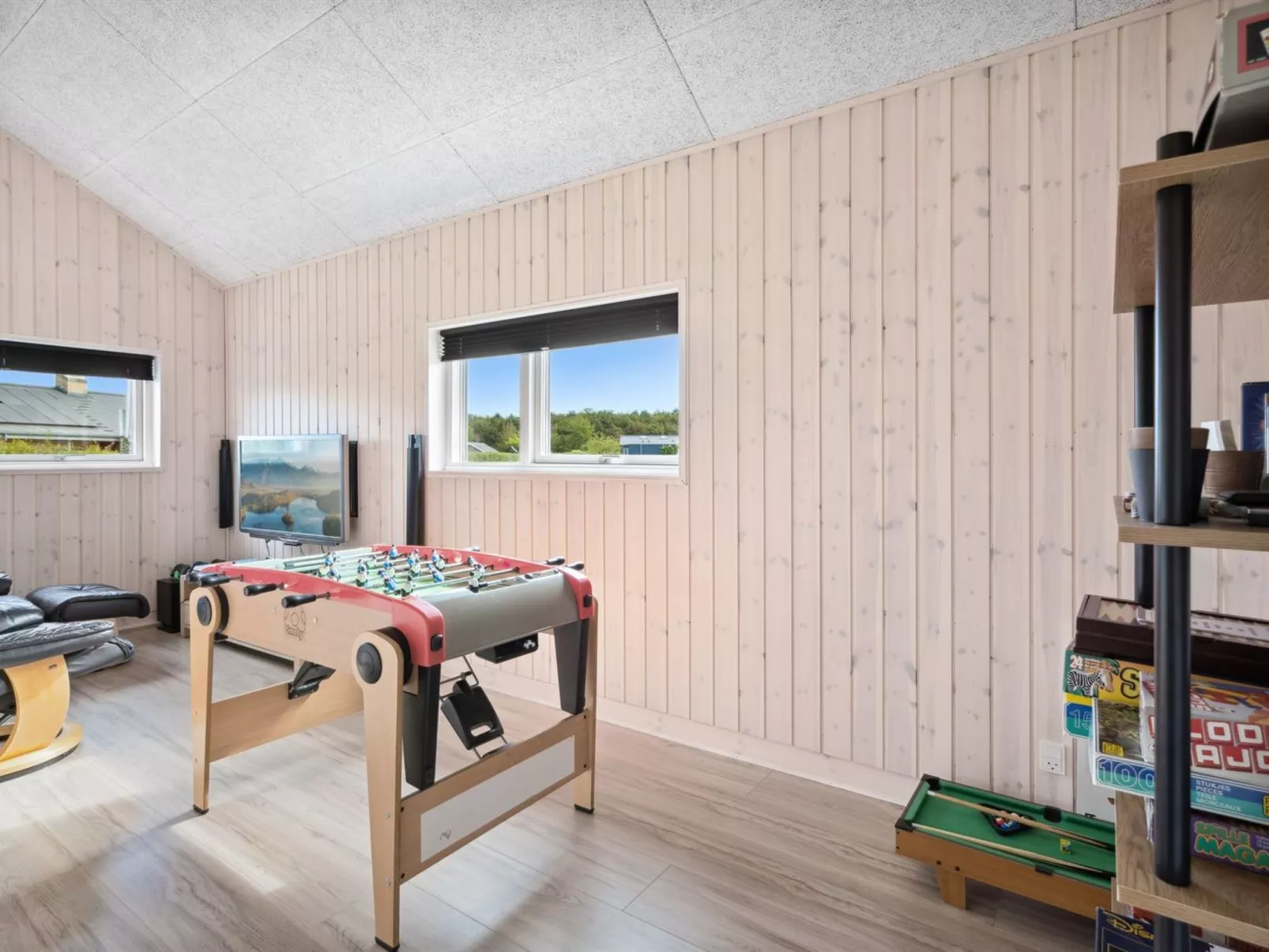 "Amdi" - 700m from the sea-Binnen