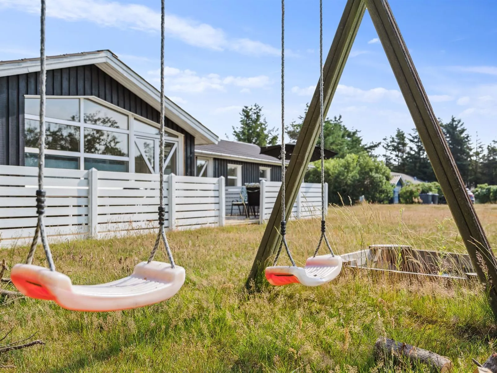 "Ingebore" - 700m from the sea-Buiten