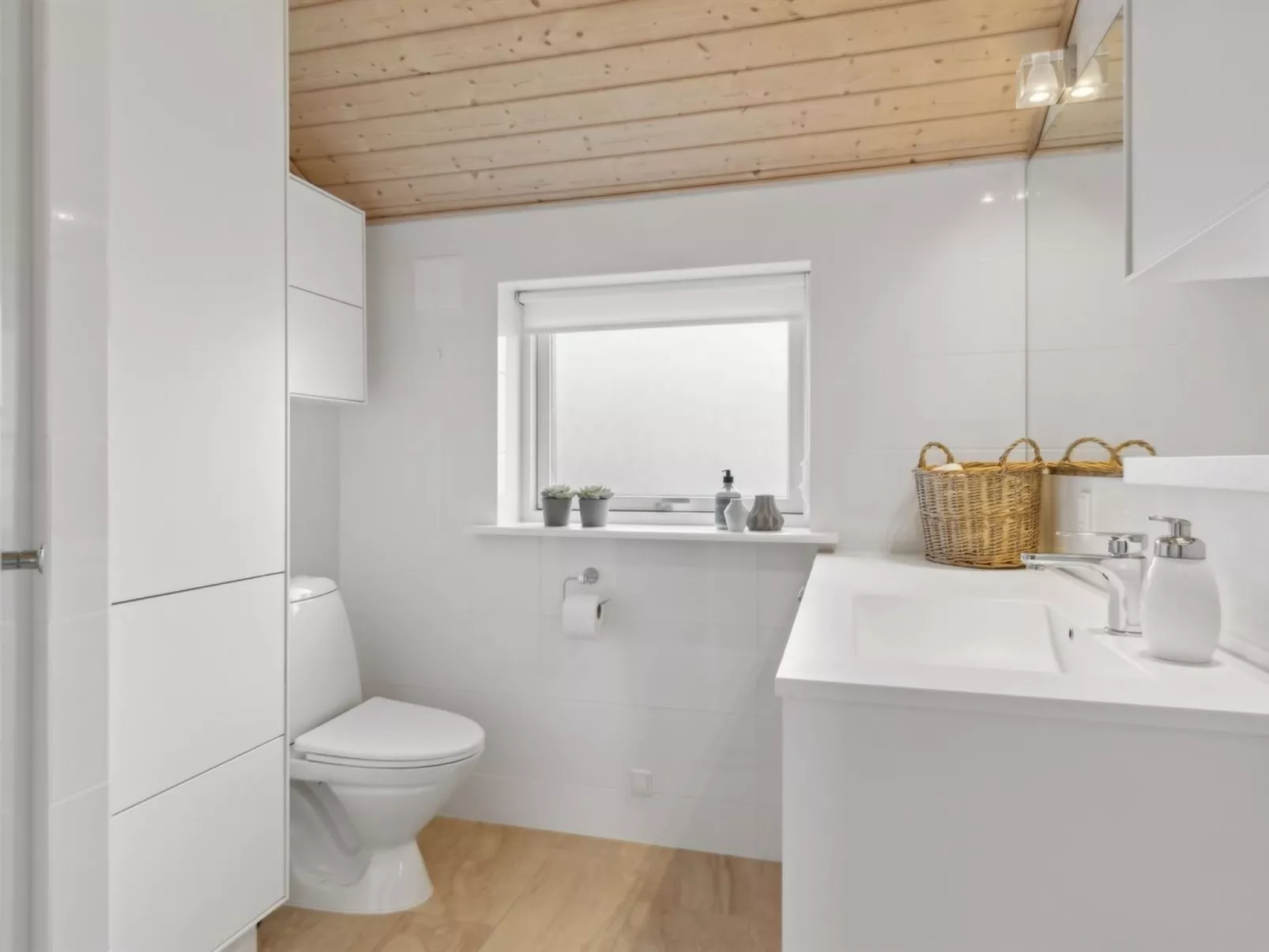 "Yvette" - 150m from the sea-Binnen