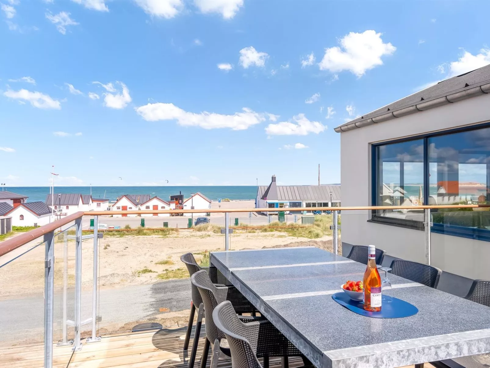 "Unge" - 75m from the sea-Buiten