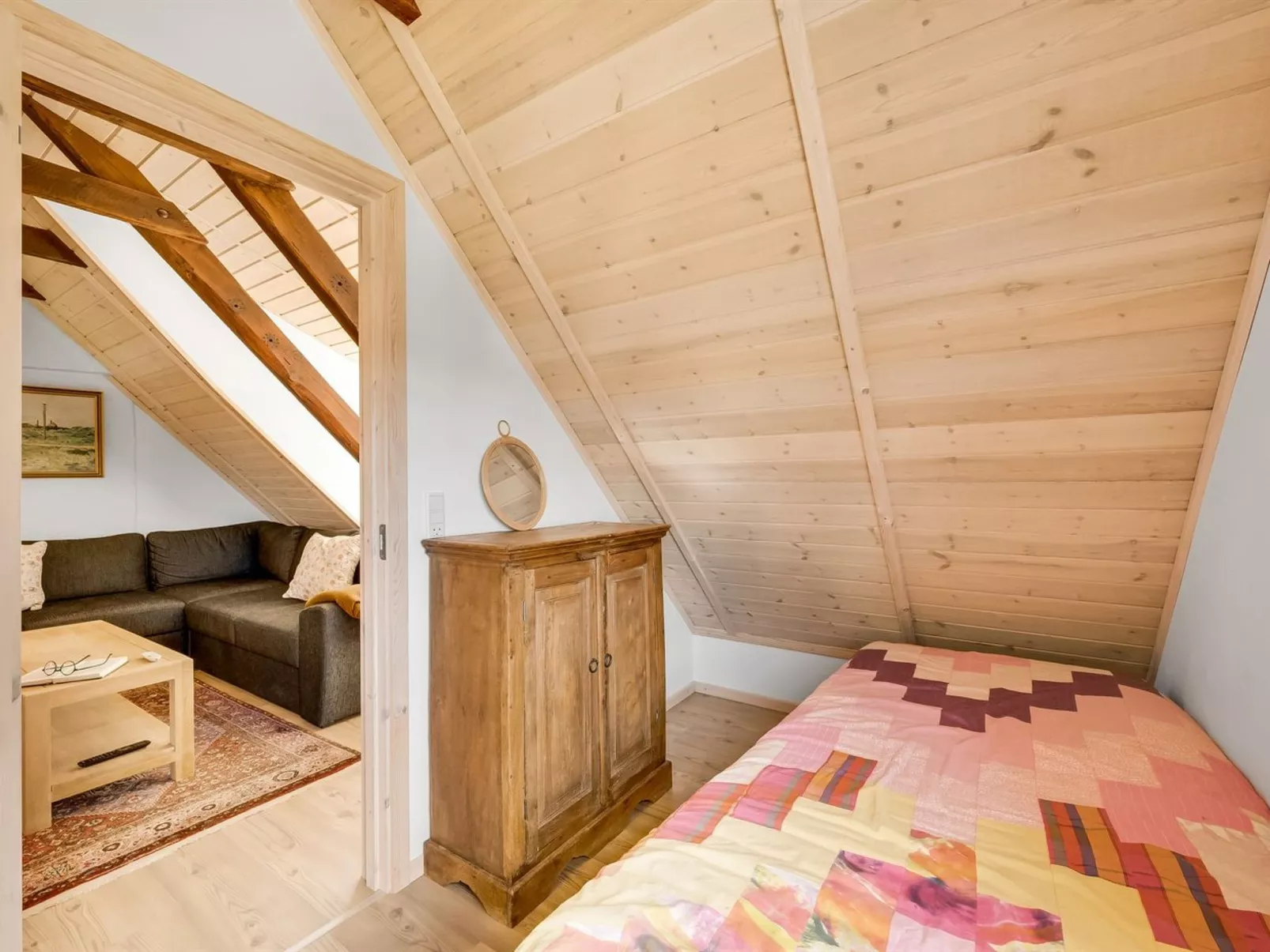 "Enya" - 1.2km from the sea-Binnen