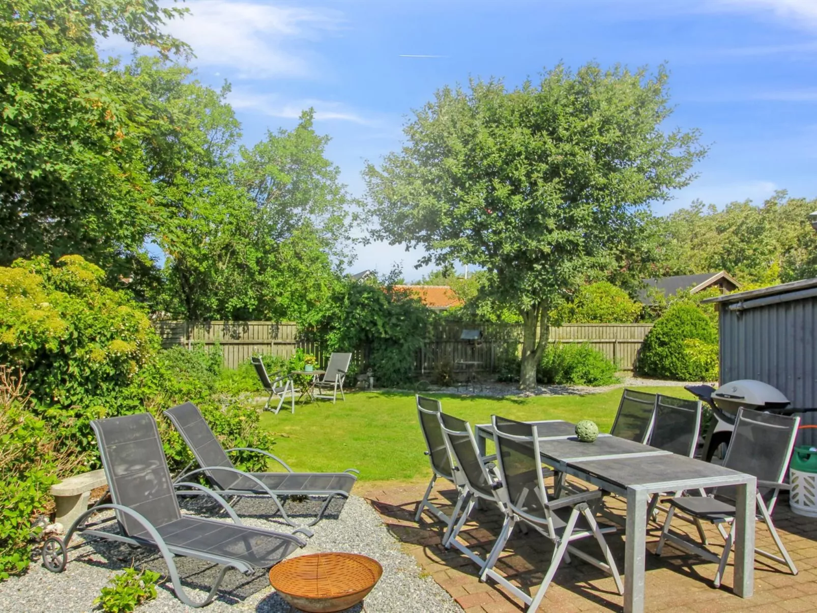 "Erle" - 1.5km from the sea-Buiten