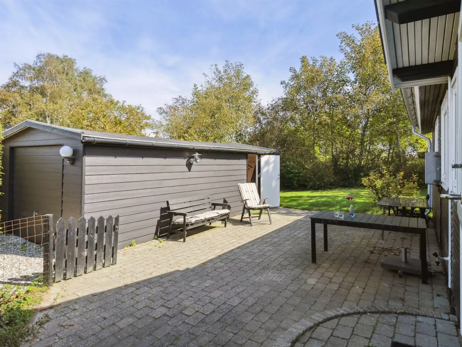 "Imma" -  from the sea-Buiten