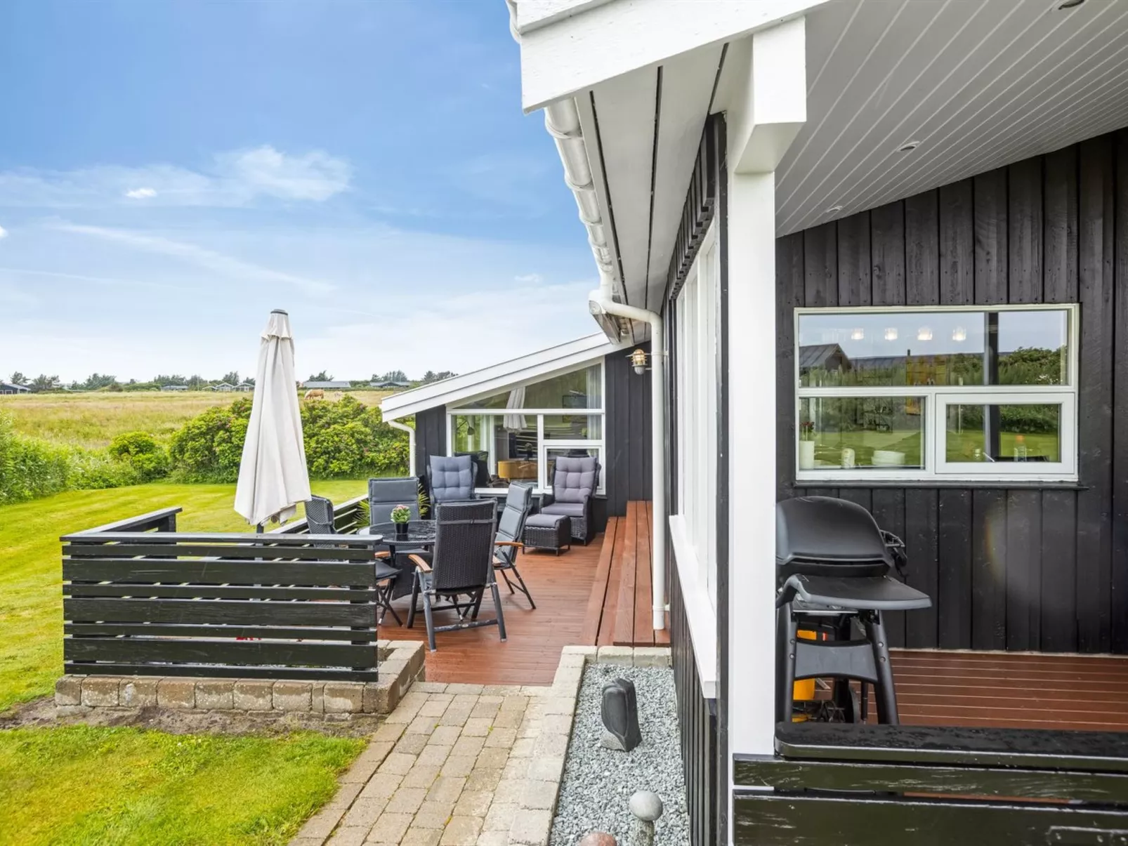 "Tinja" - 700m from the sea-Buiten