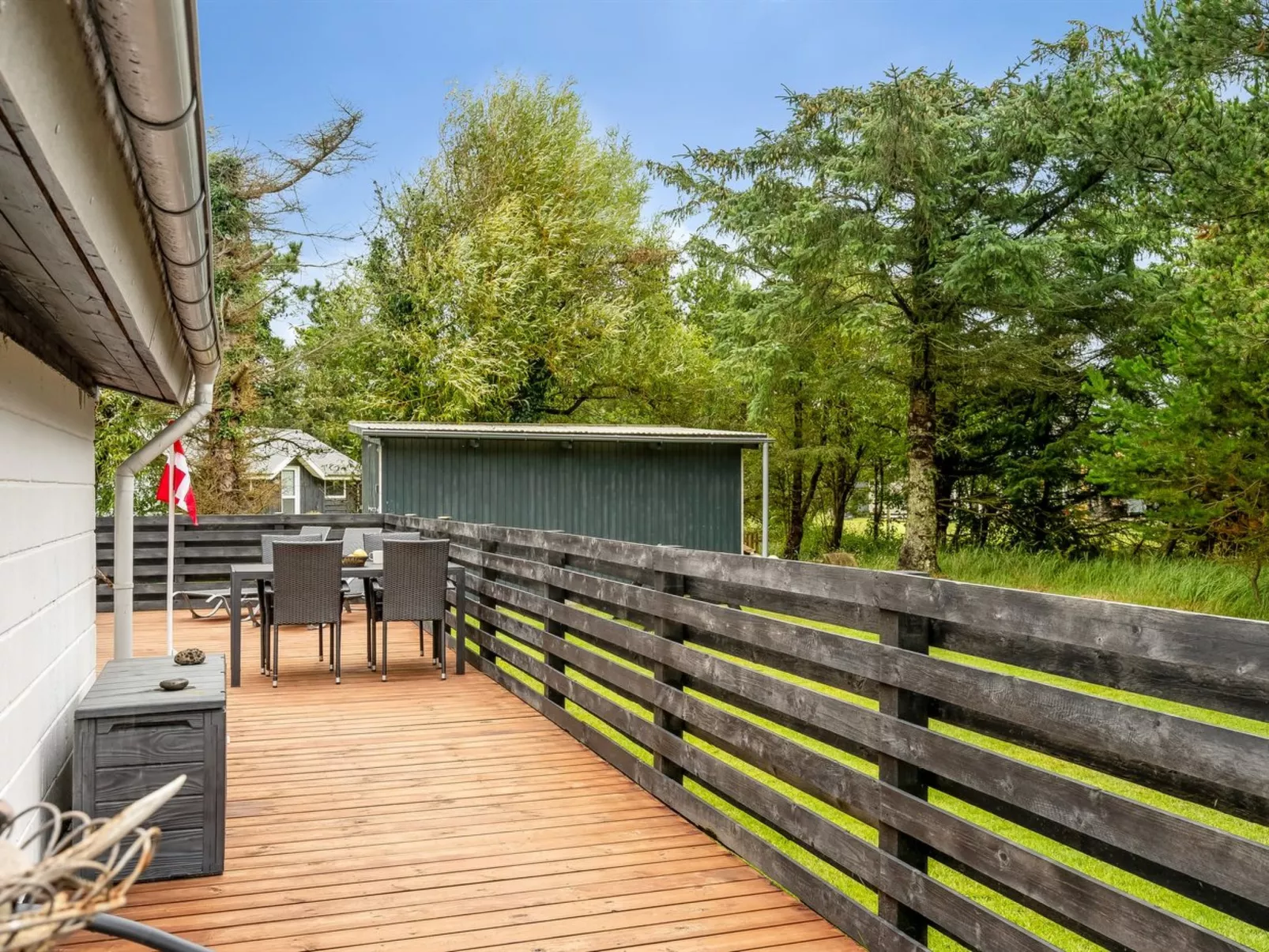 "Pia" - 250m to the fjord-Buiten