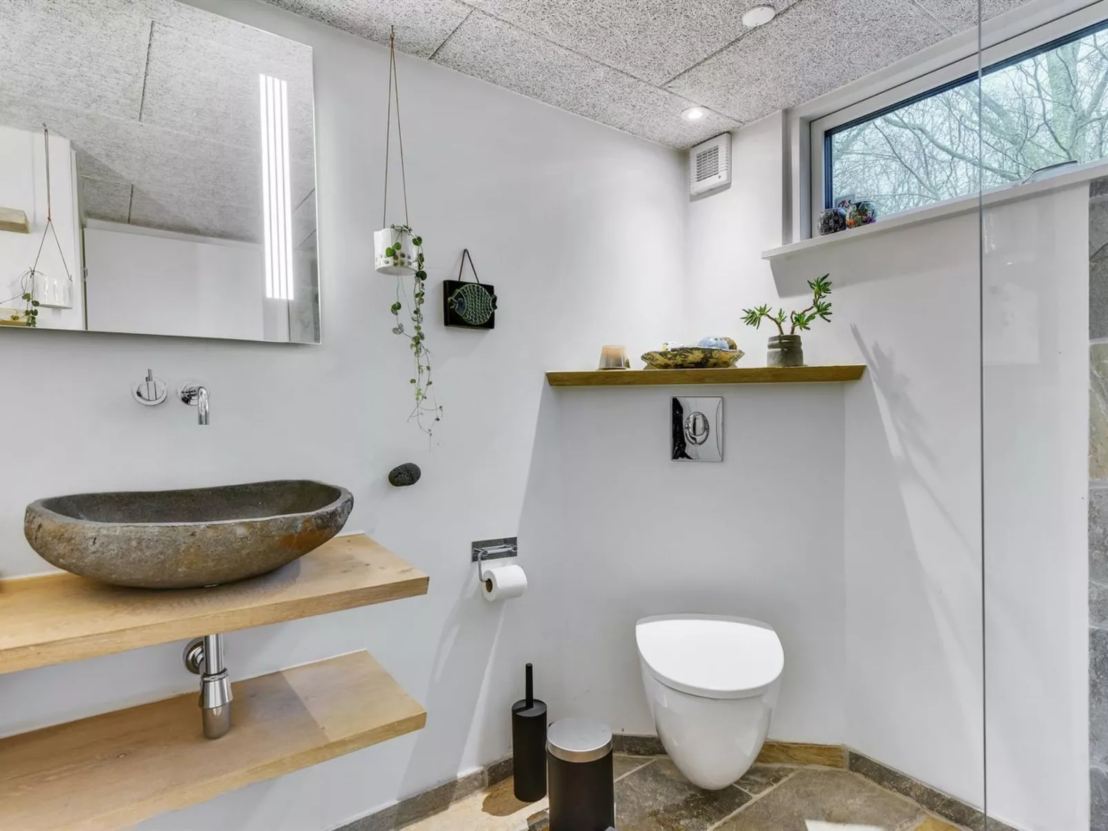 "Lika" - 25m to the fjord-Binnen