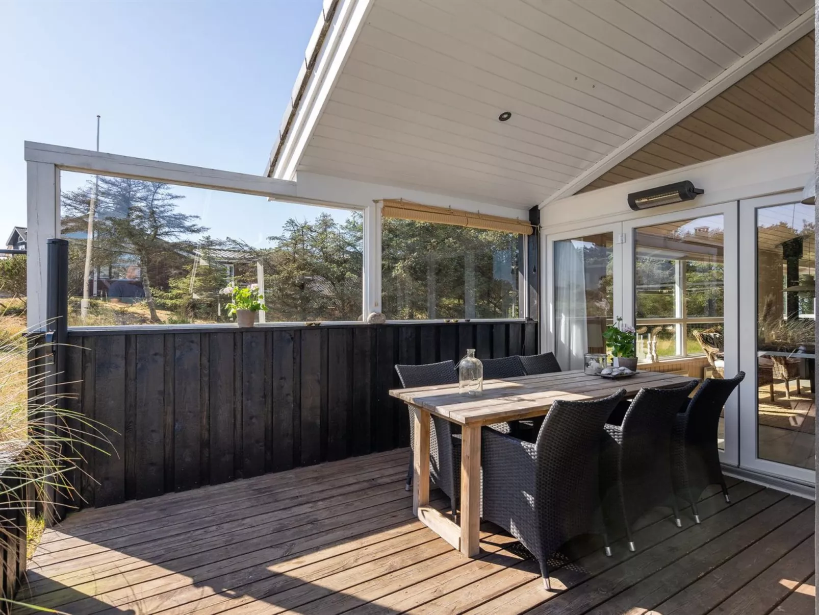 "Gun" - 450m from the sea-Buiten