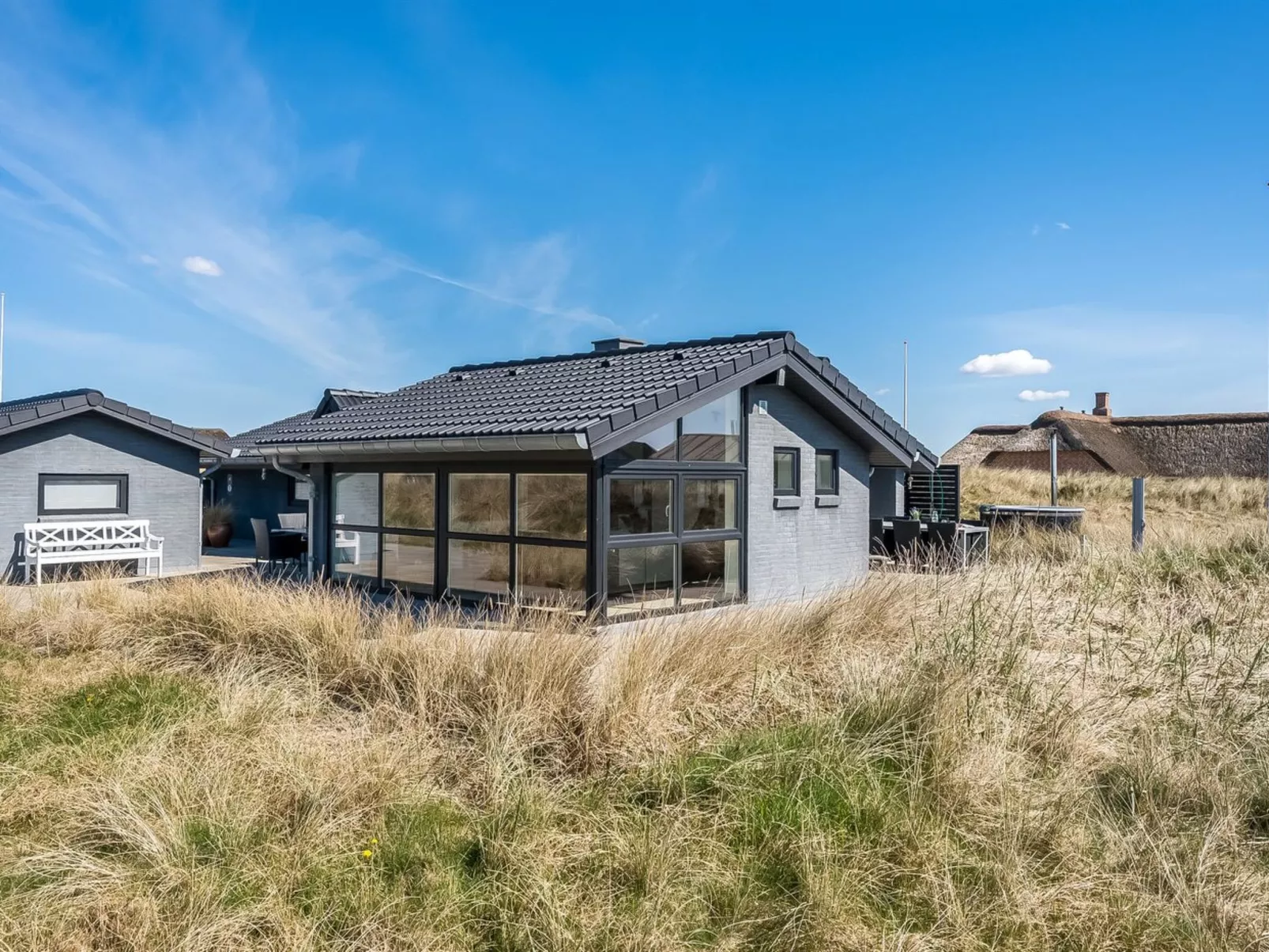 "Walther" - 300m from the sea-Buiten