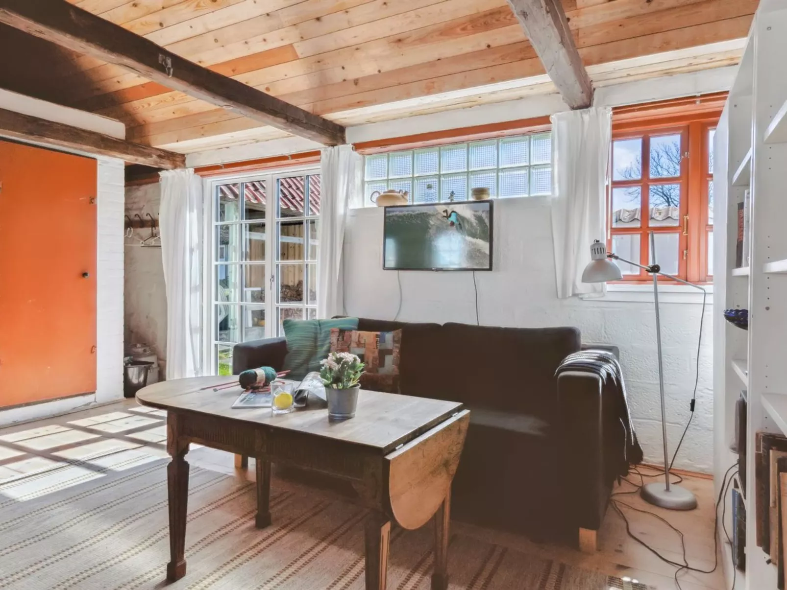 "Bedri" - 100m from the sea-Binnen