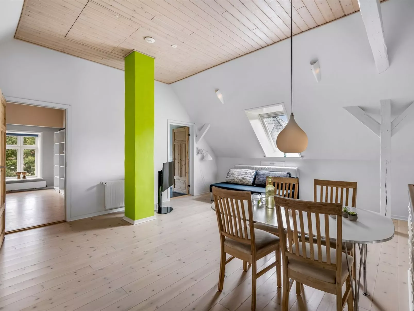 "Amma" - 21km from the sea-Binnen