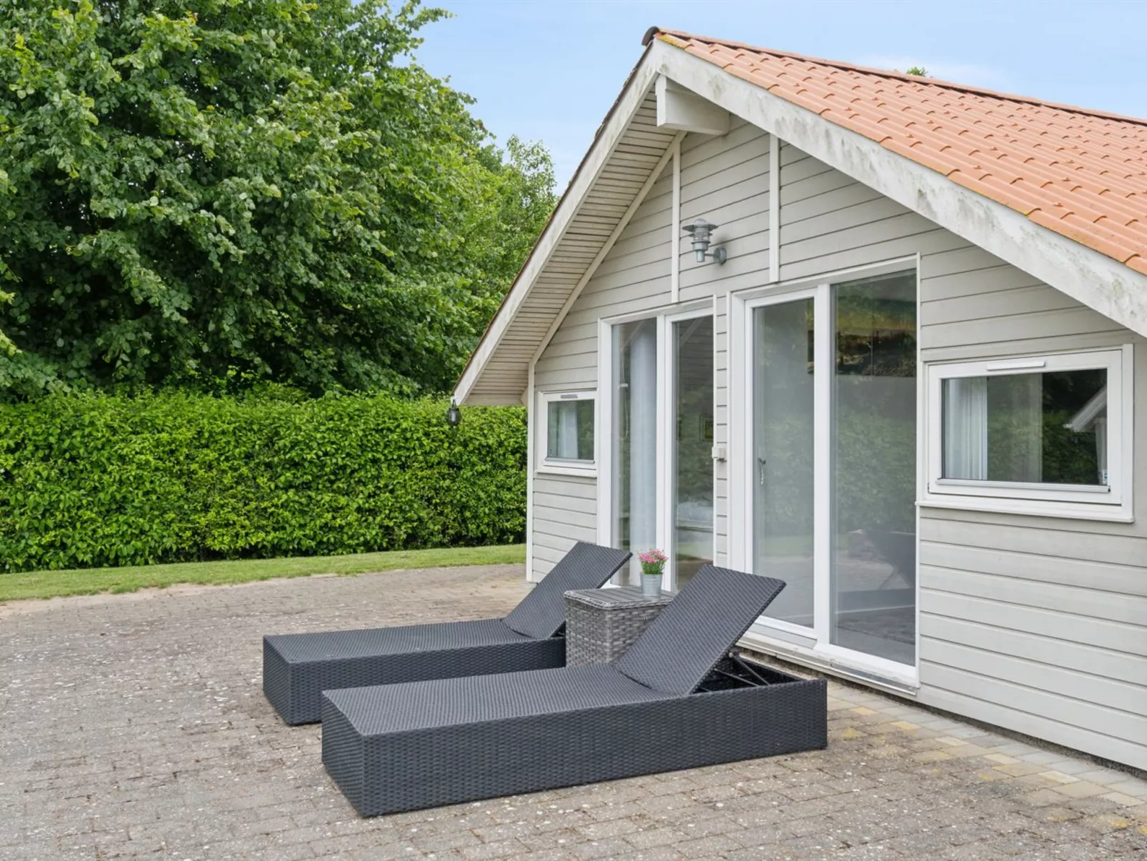 "Chrisse" - 250m from the sea-Buiten