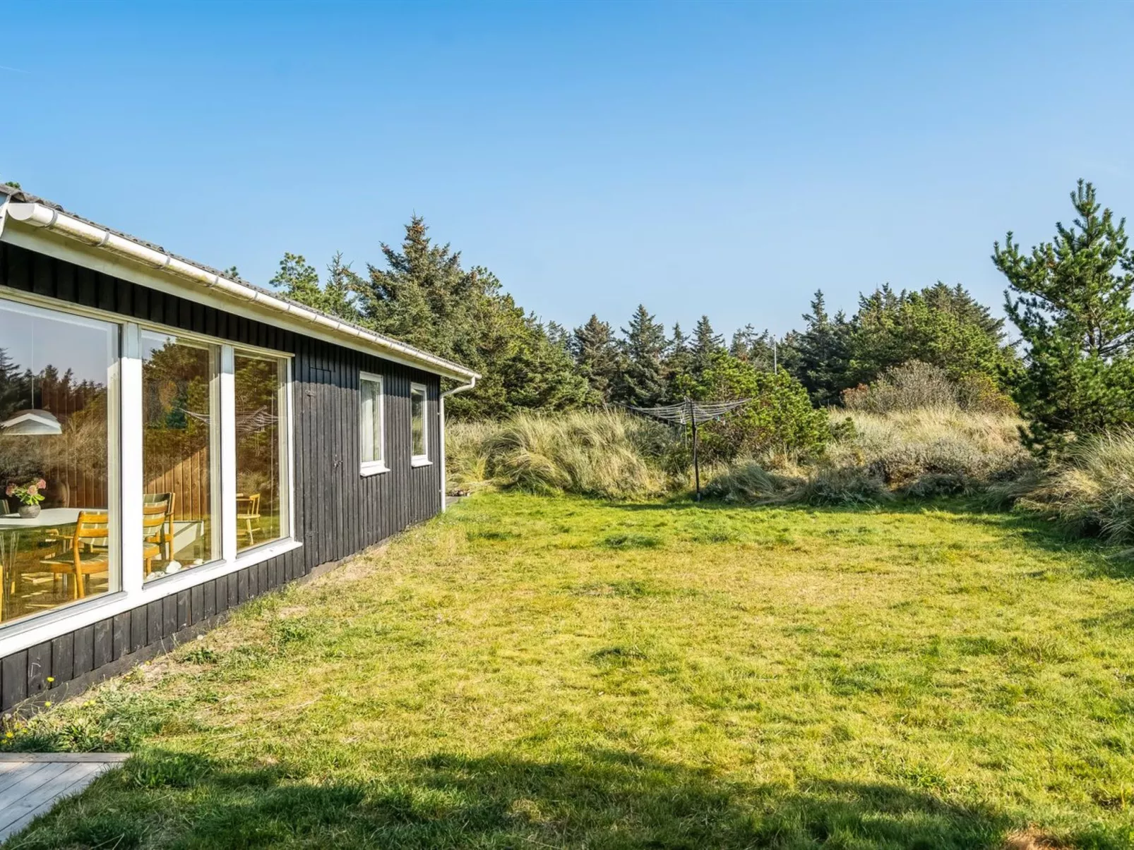 "Swenki" - 700m from the sea-Buiten