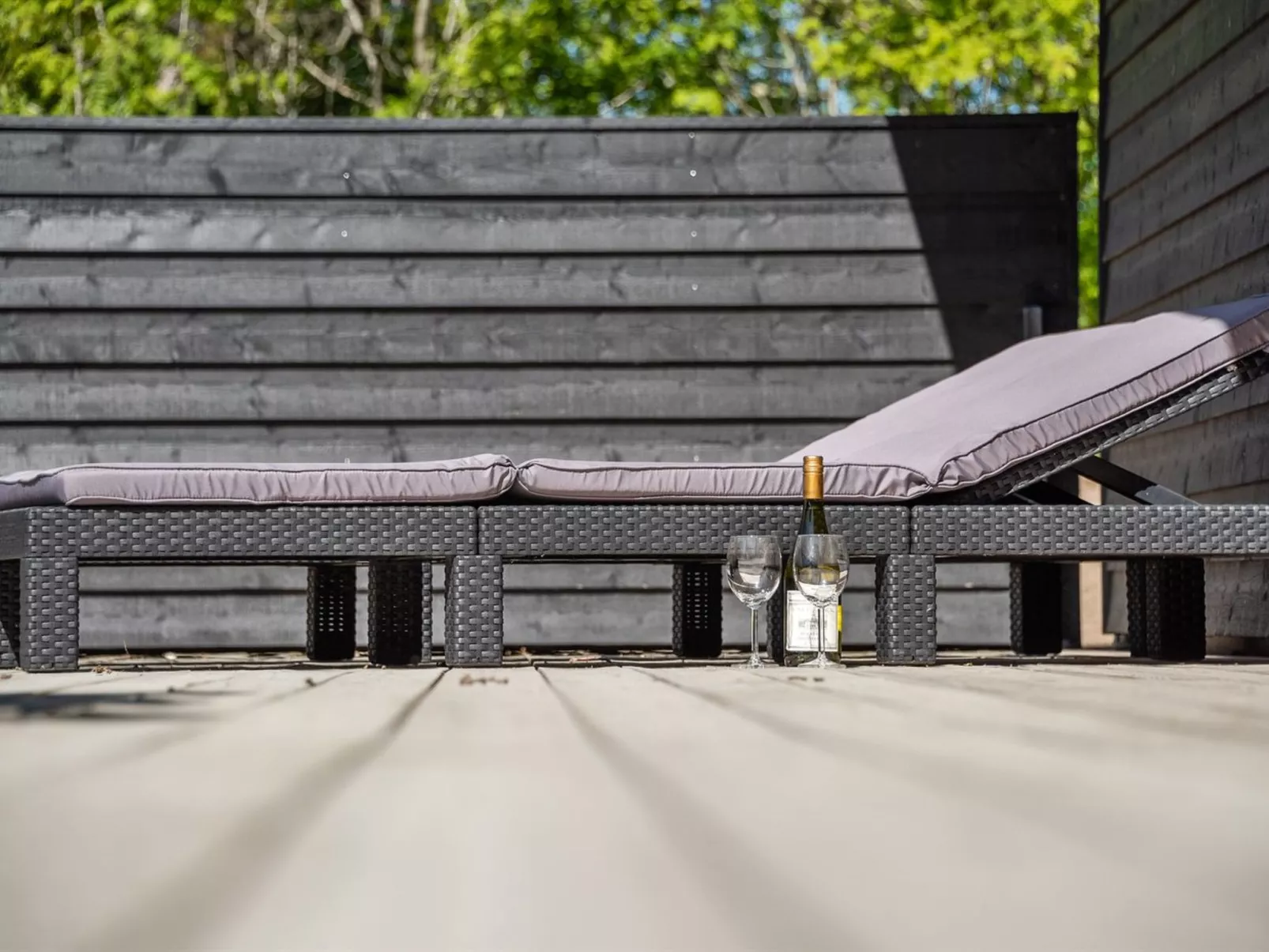 "Merve" - 800m to the fjord-Buiten