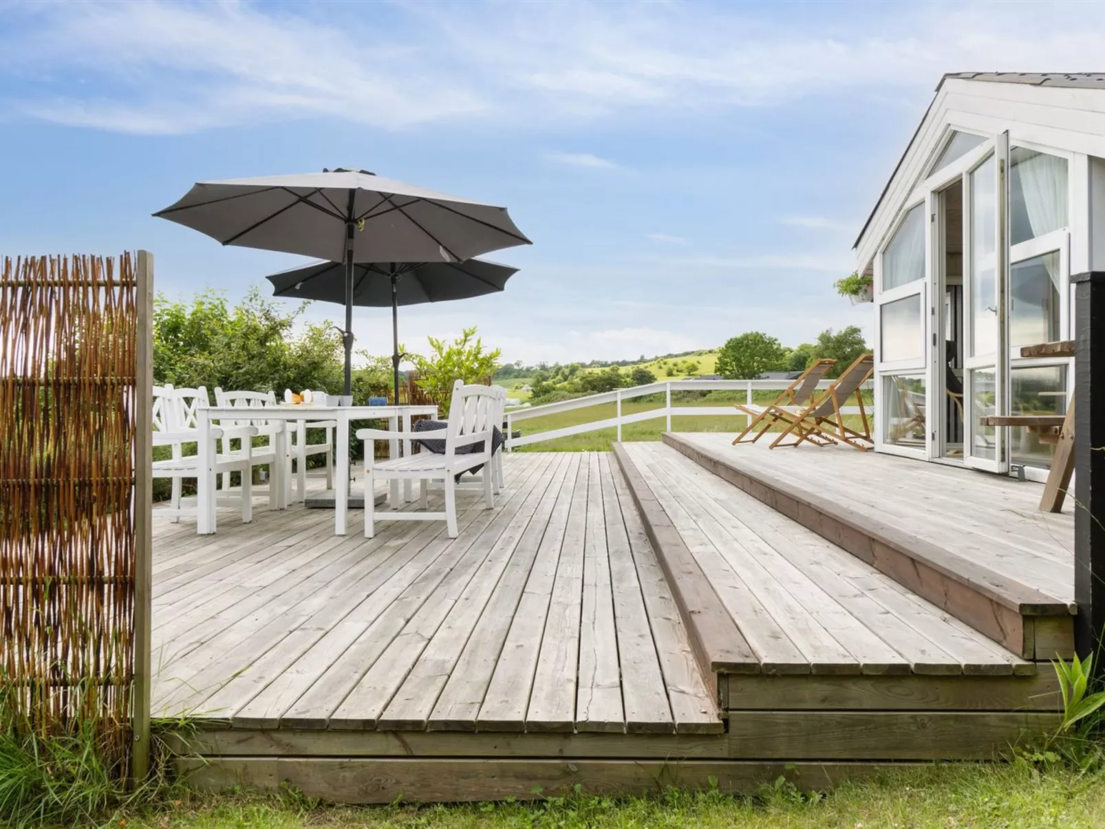 "Katharine" - 175m from the sea-Buiten