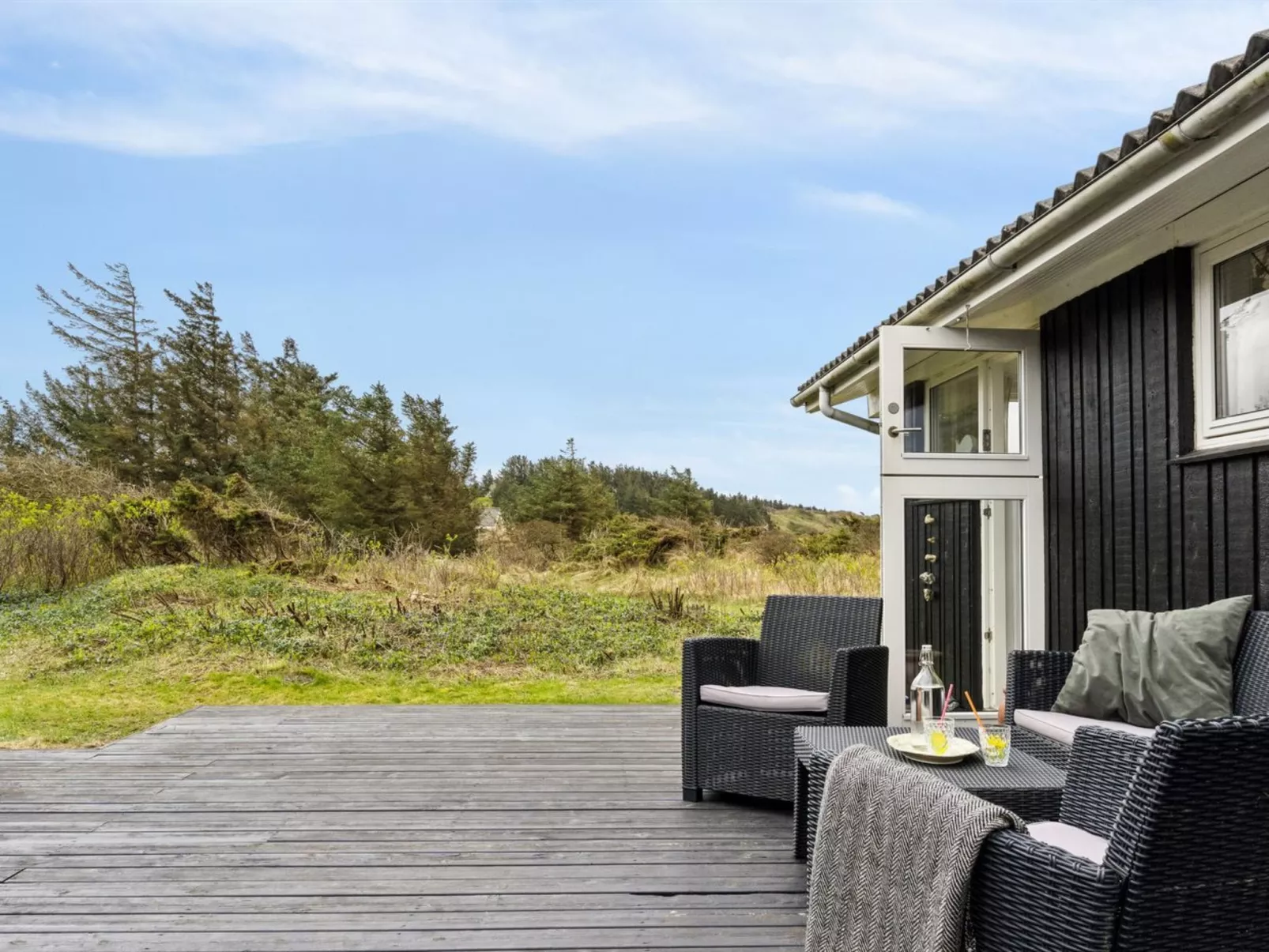 "Zina" - 600m from the sea-Buiten