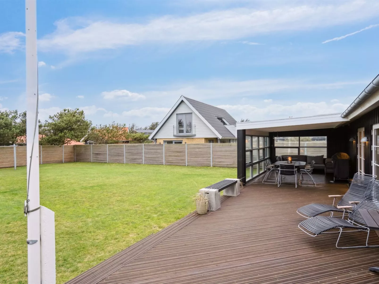 "Svante" - 600m from the sea-Buiten