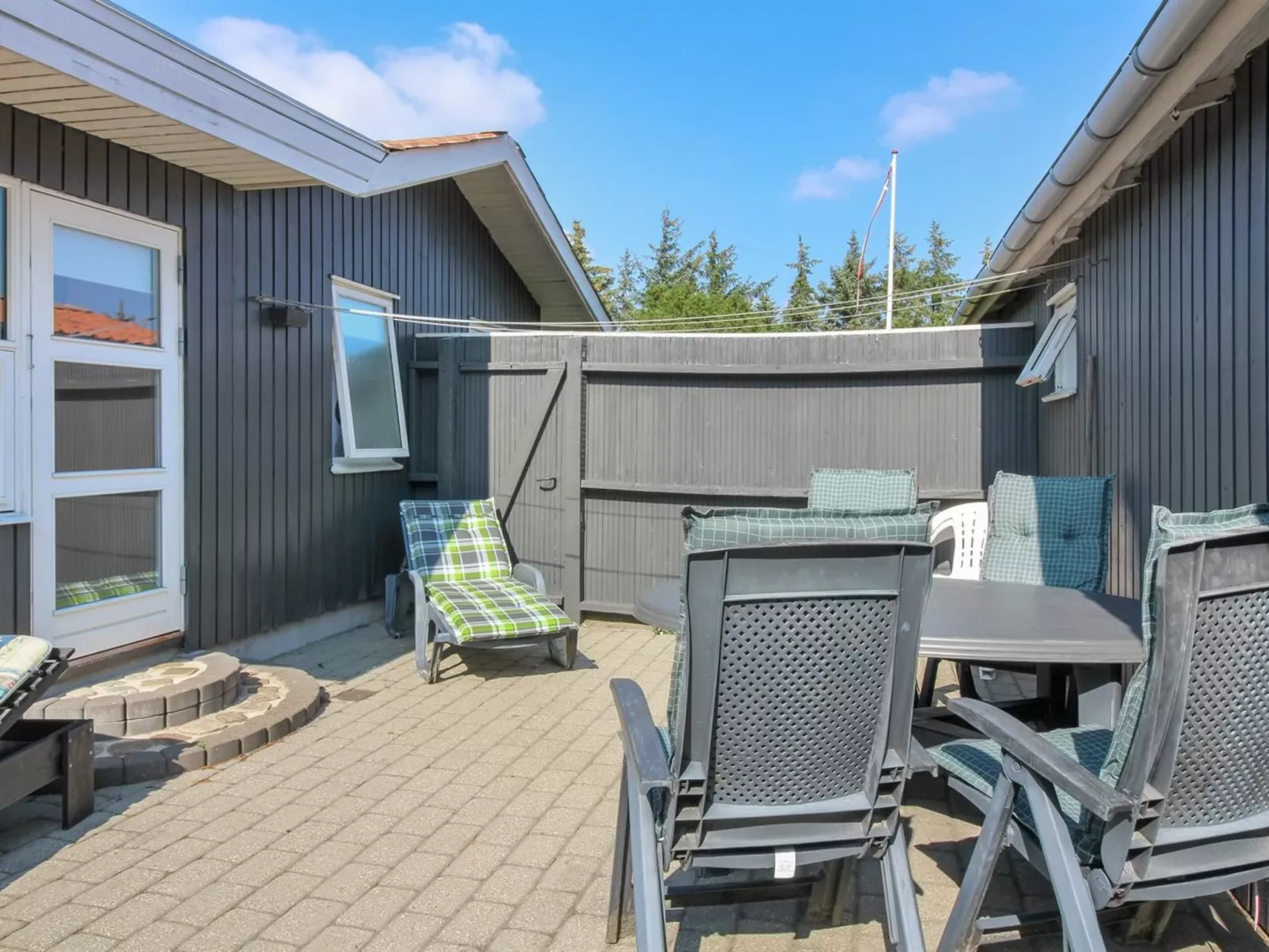 "Rokil" - 400m from the sea-Buiten