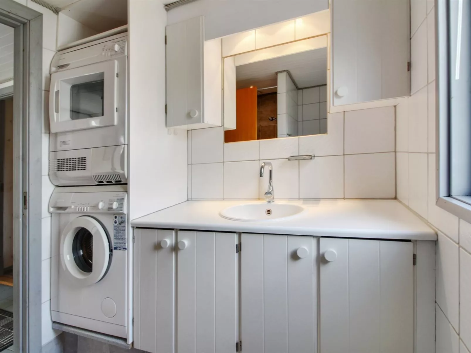 "Tala" - 4km from the sea-Binnen