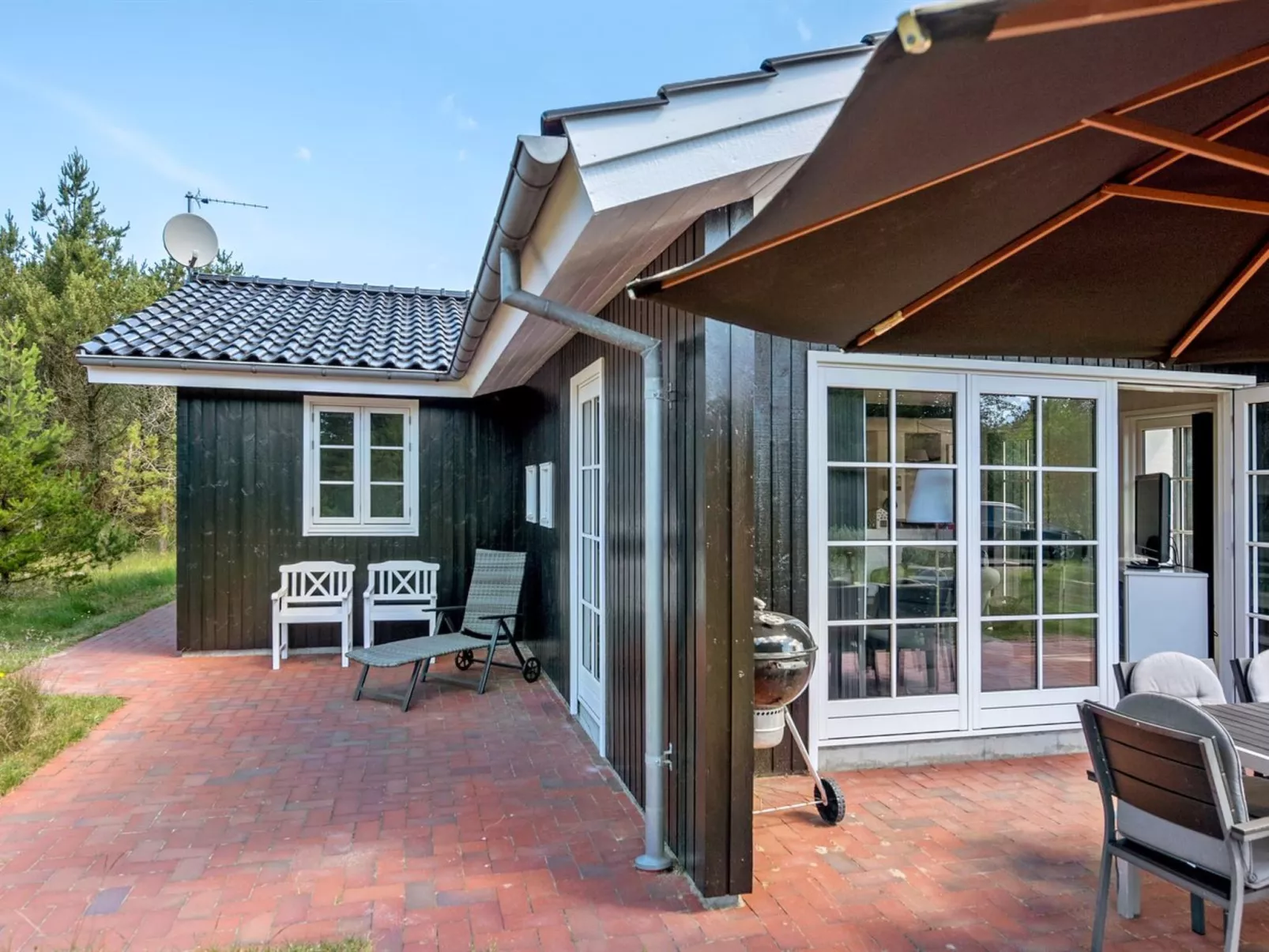 "Raili" - 1.5km from the sea-Buiten