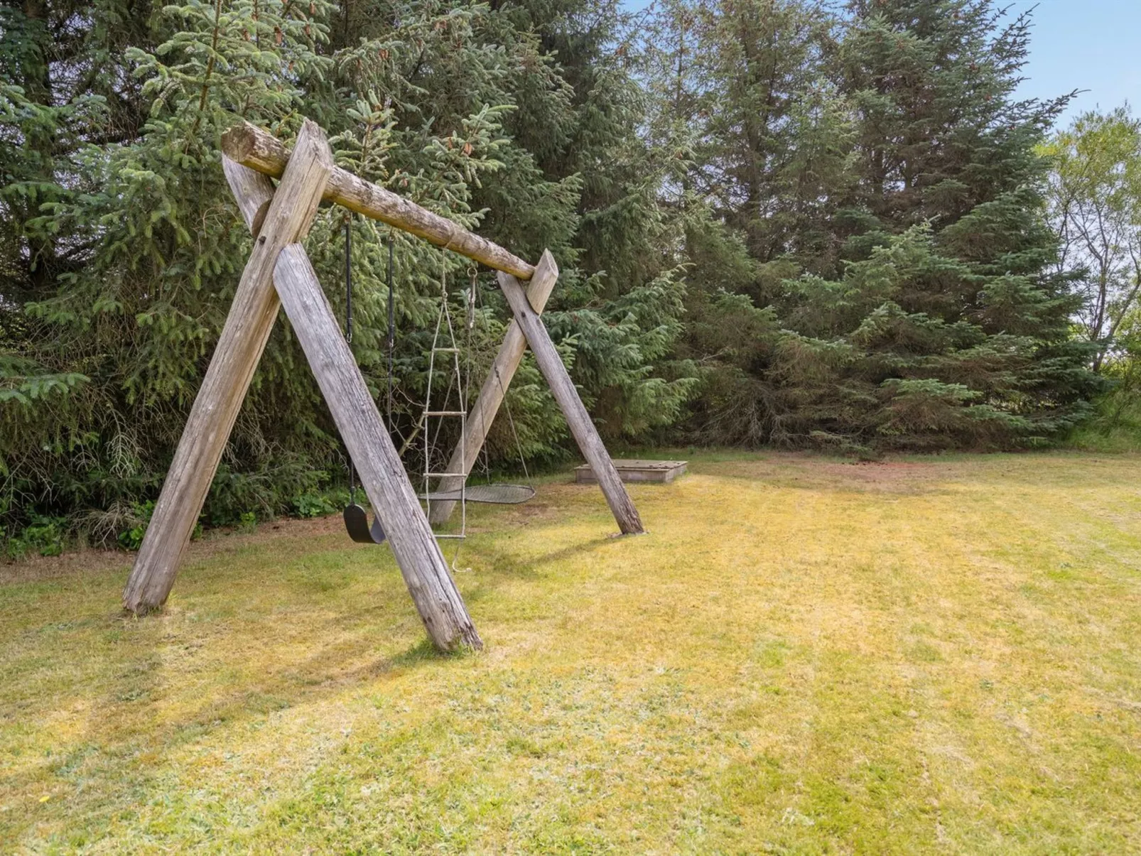 "Akkar" - 1.8km from the sea-Buiten