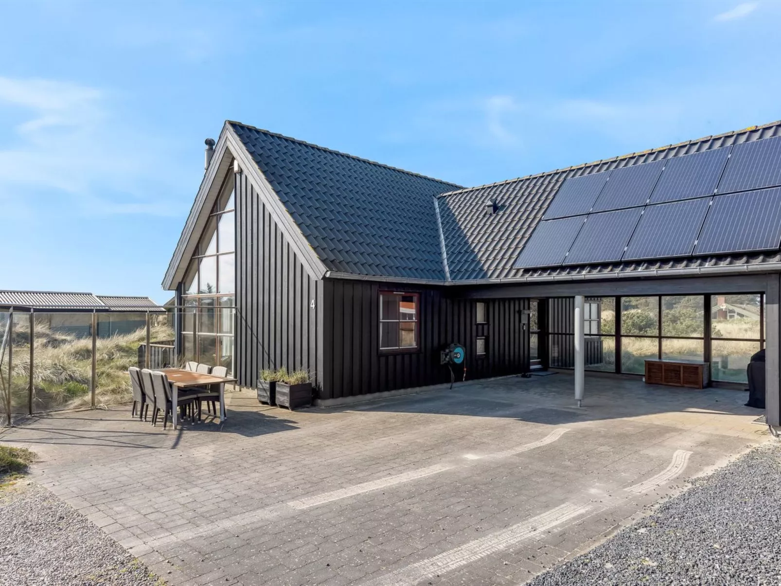 "Lilie" - 350m from the sea-Buiten