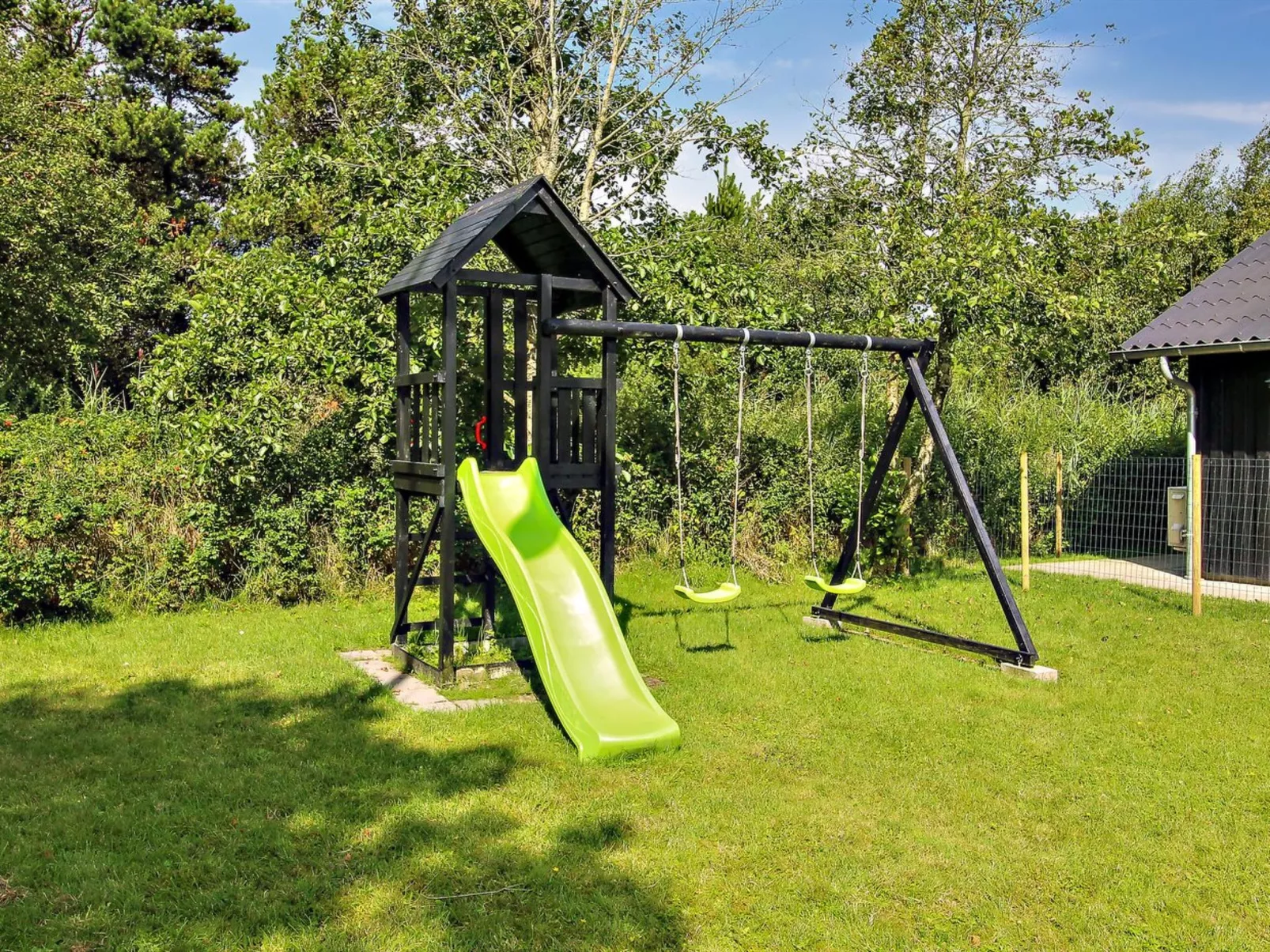 "Golubinka" - 2.5km from the sea-Buiten