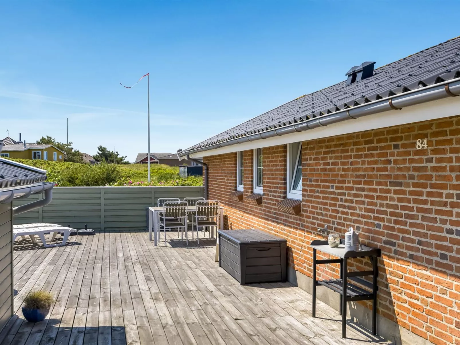 "Frithger" - 250m from the sea-Buiten