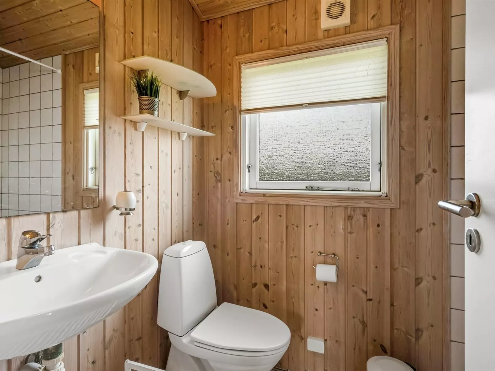 "Niesina" - 200m from the sea-Binnen