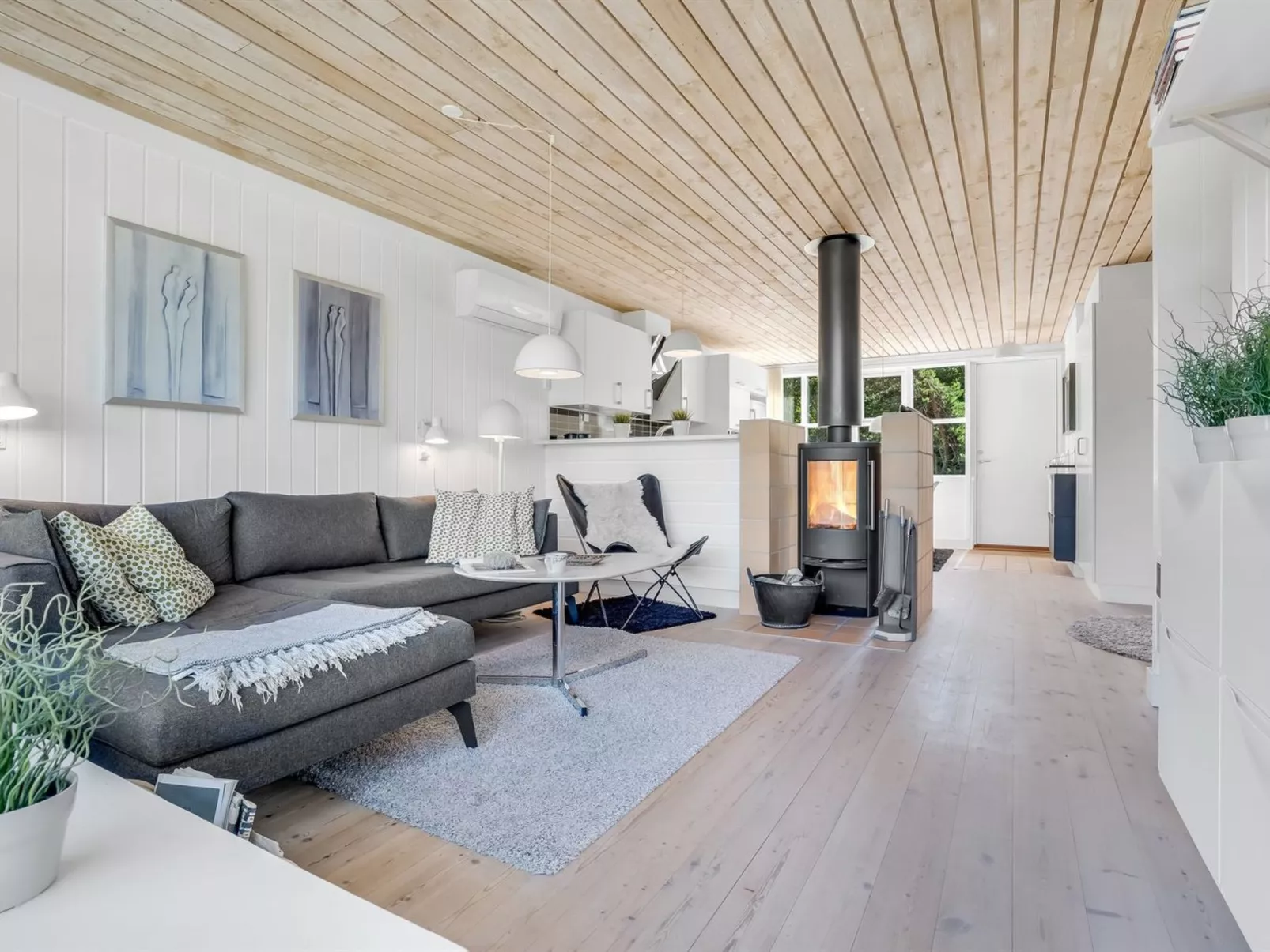 "Clea" - 300m from the sea-Binnen