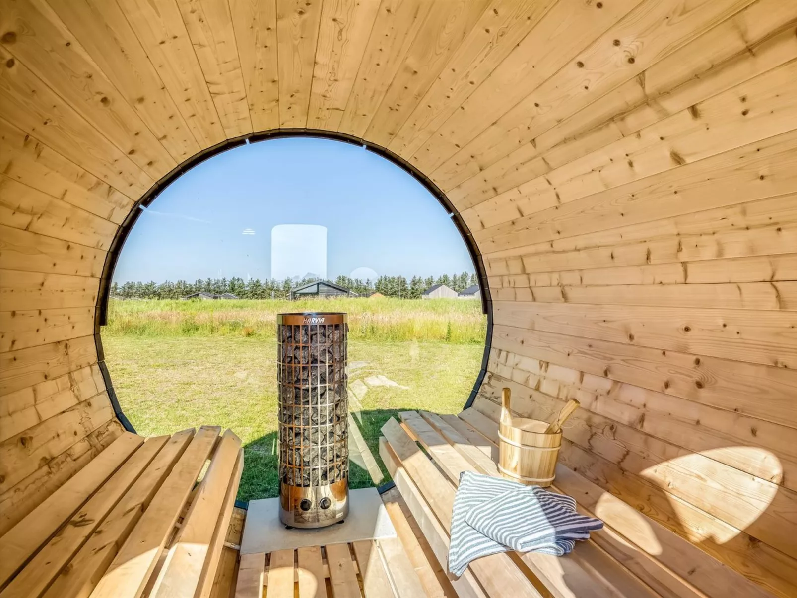 "Inola" - 1km from the sea-Binnen