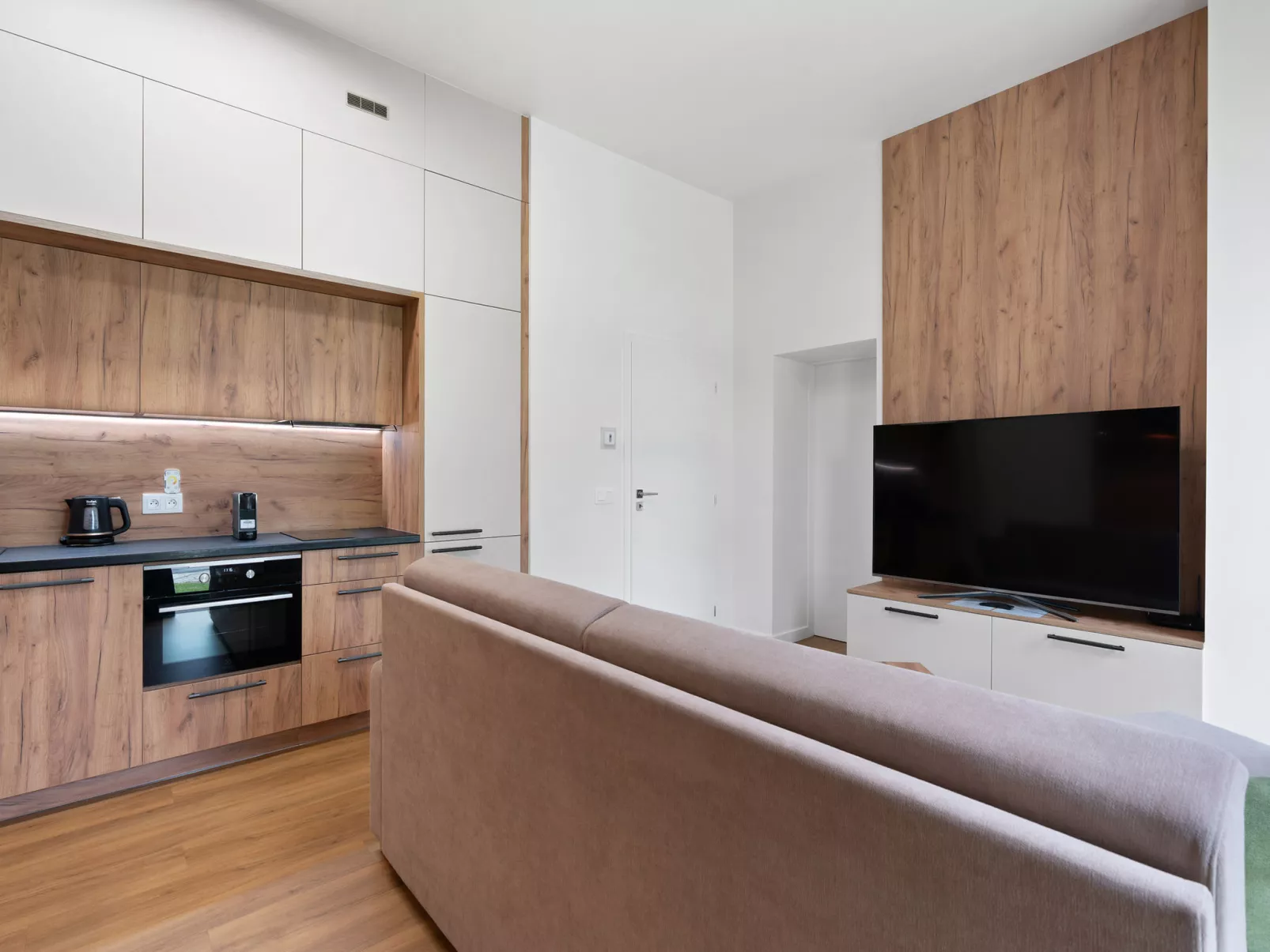 Javorná Lodge-Binnen