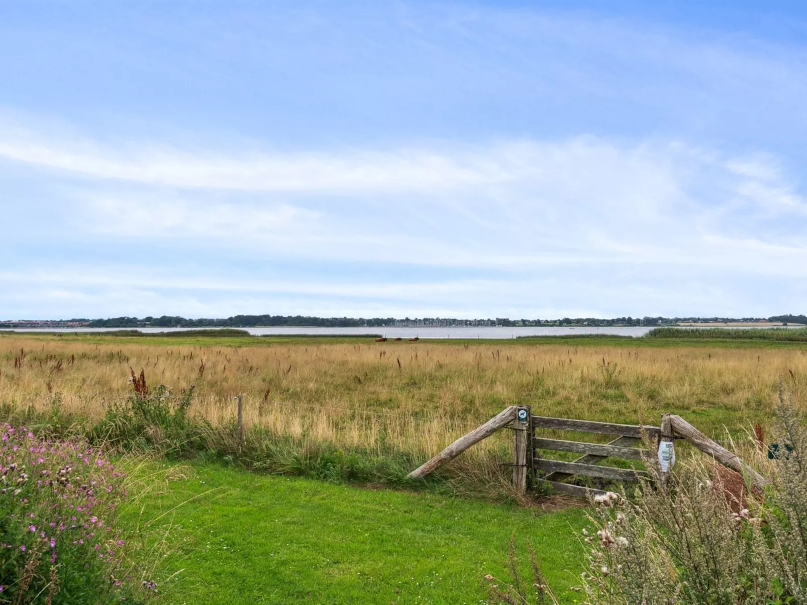 "Annrike" - 175m to the fjord-Buiten