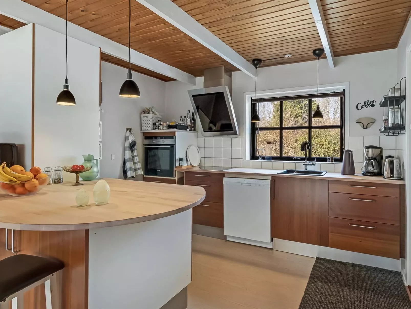 "Berner" - 30km from the sea-Binnen