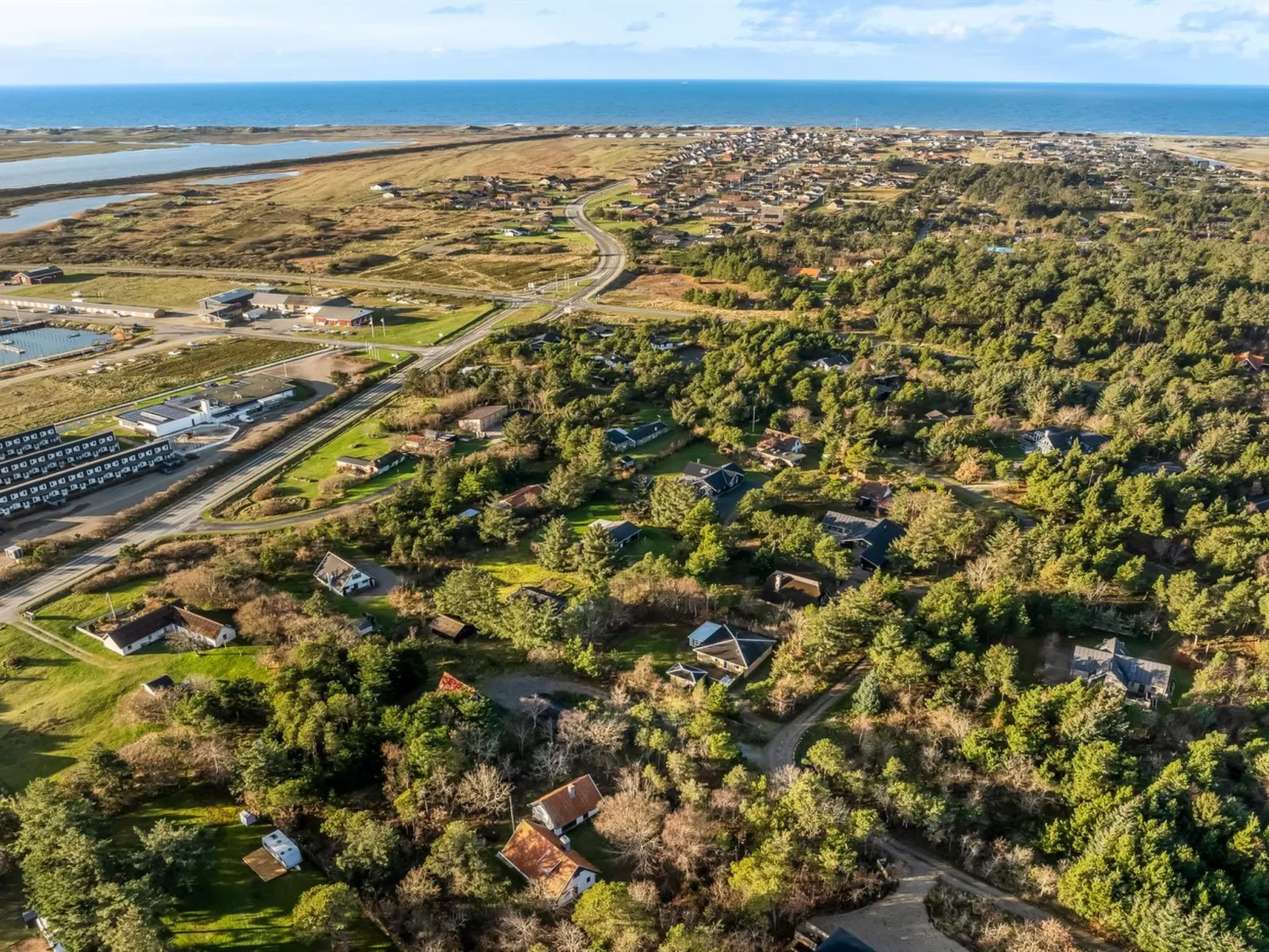 "Loic" - 400m to the fjord-Buiten
