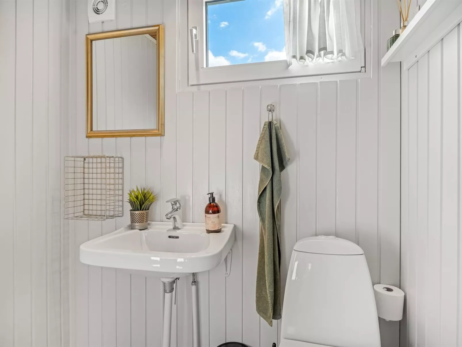 "Feenja" - 800m from the sea-Binnen