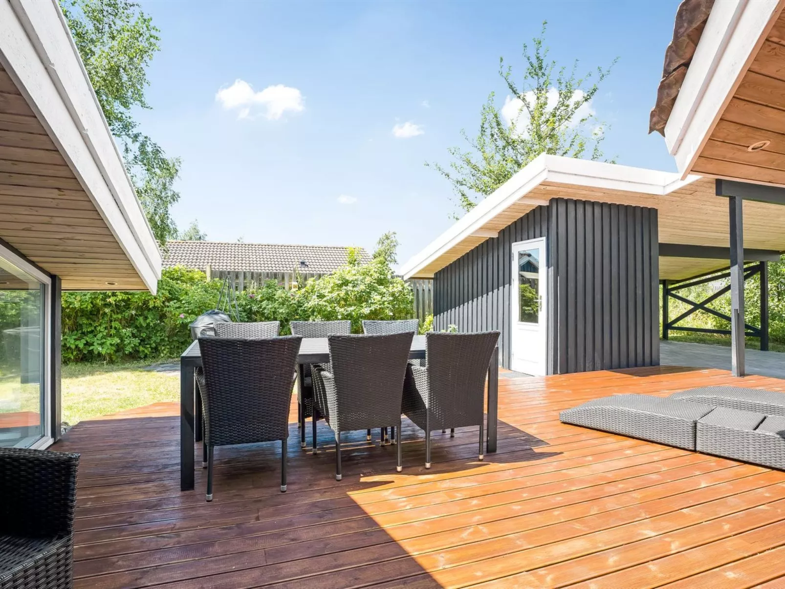 "Estella" - 900m from the sea-Buiten