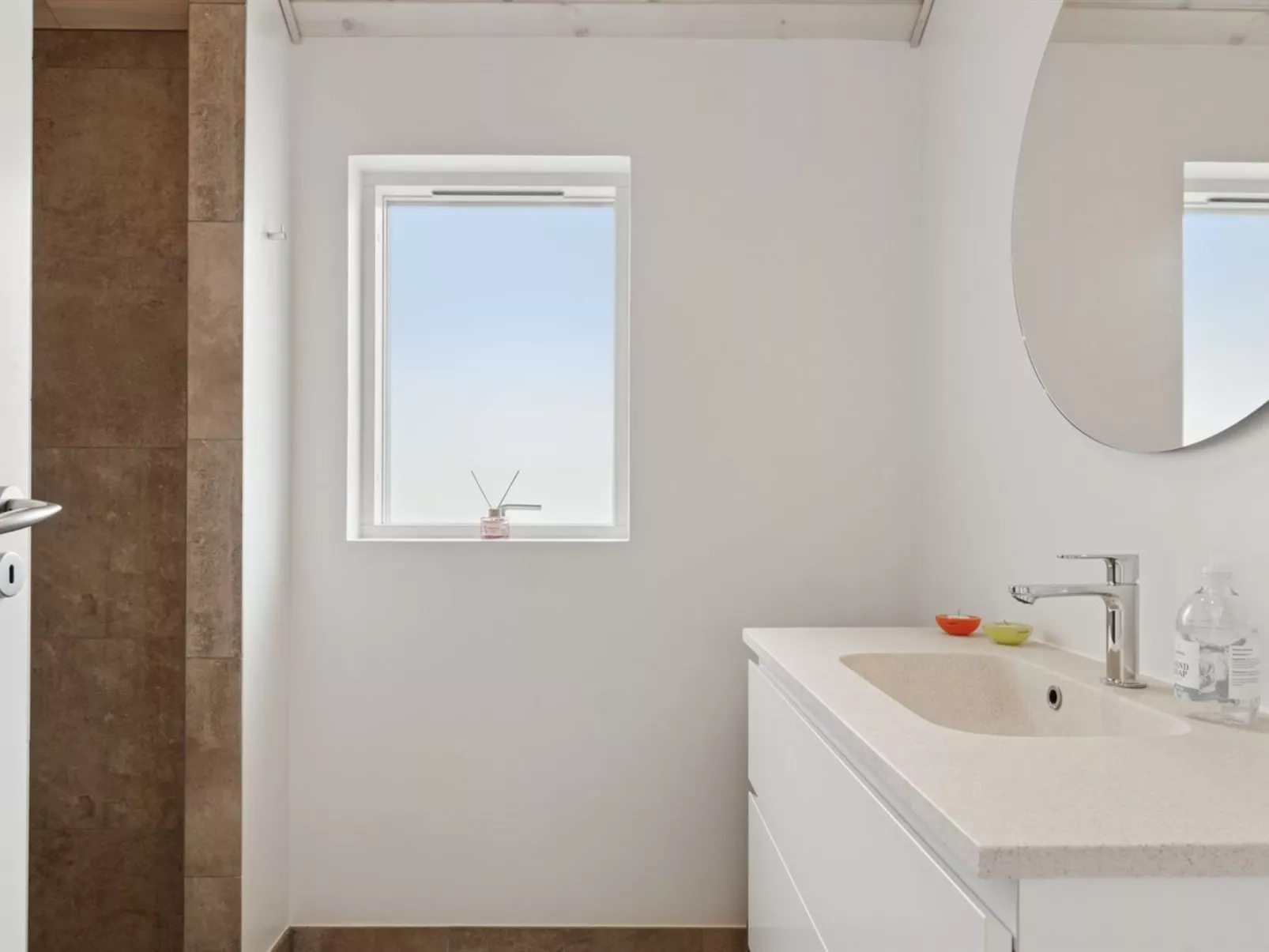 "Pontus" - 500m from the sea-Binnen