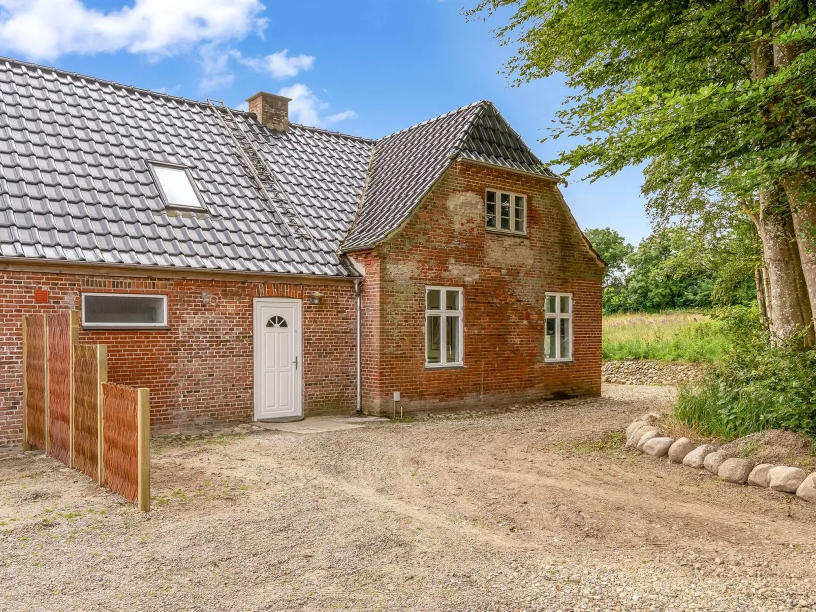 "Geraldine" - 3.5km to the fjord-Buiten