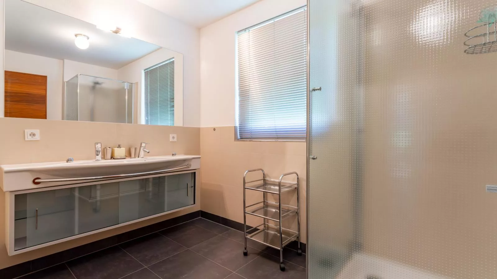 Drei Berge Top 4-Badkamer