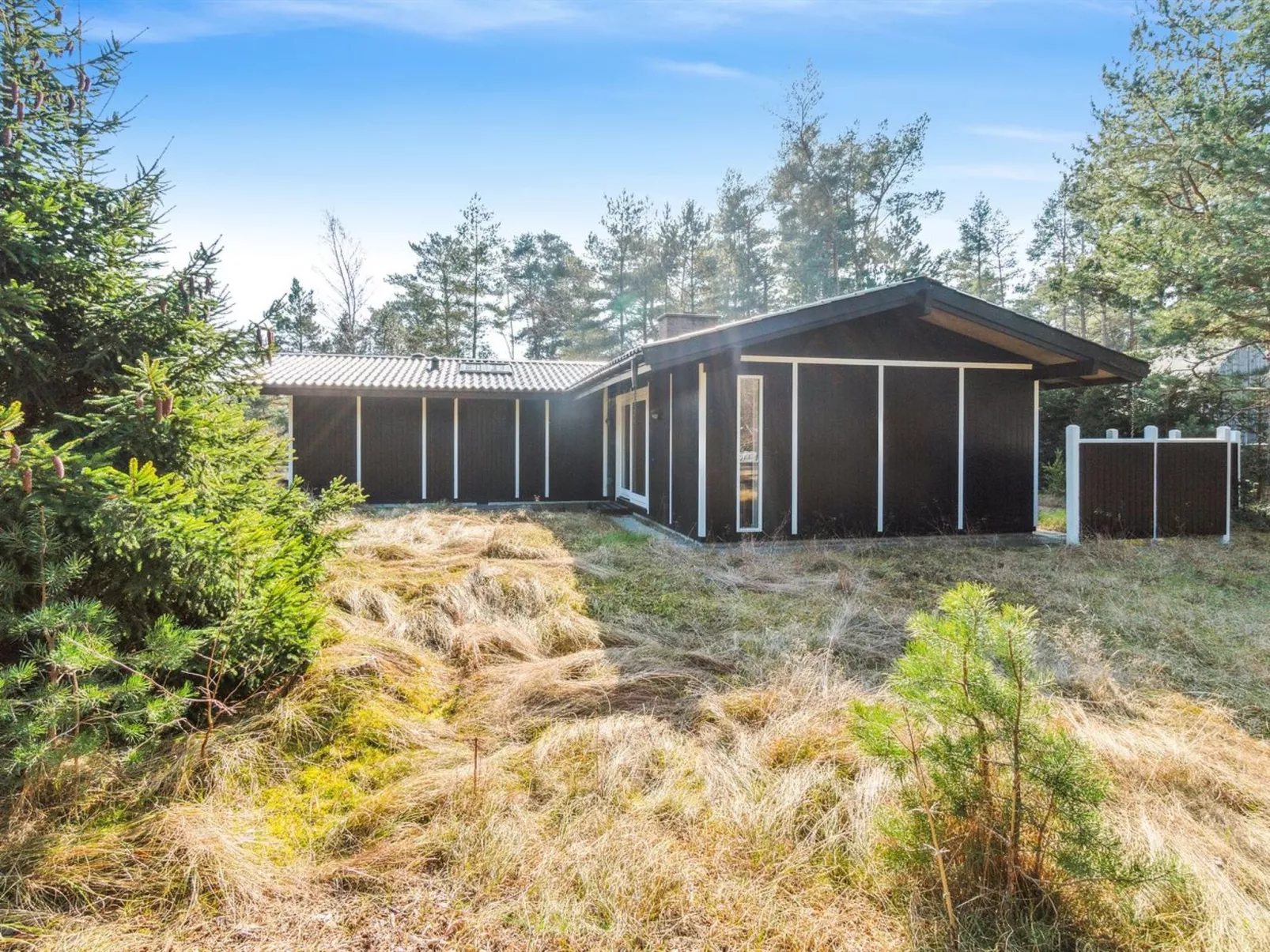 "Ahti" - 340m from the sea-Buiten