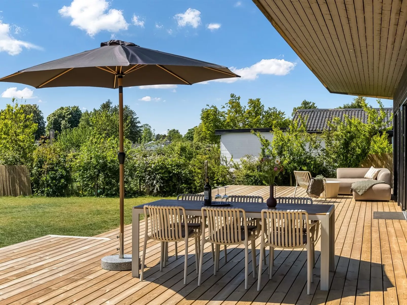 "Edvia" - 200m to the fjord-Buiten