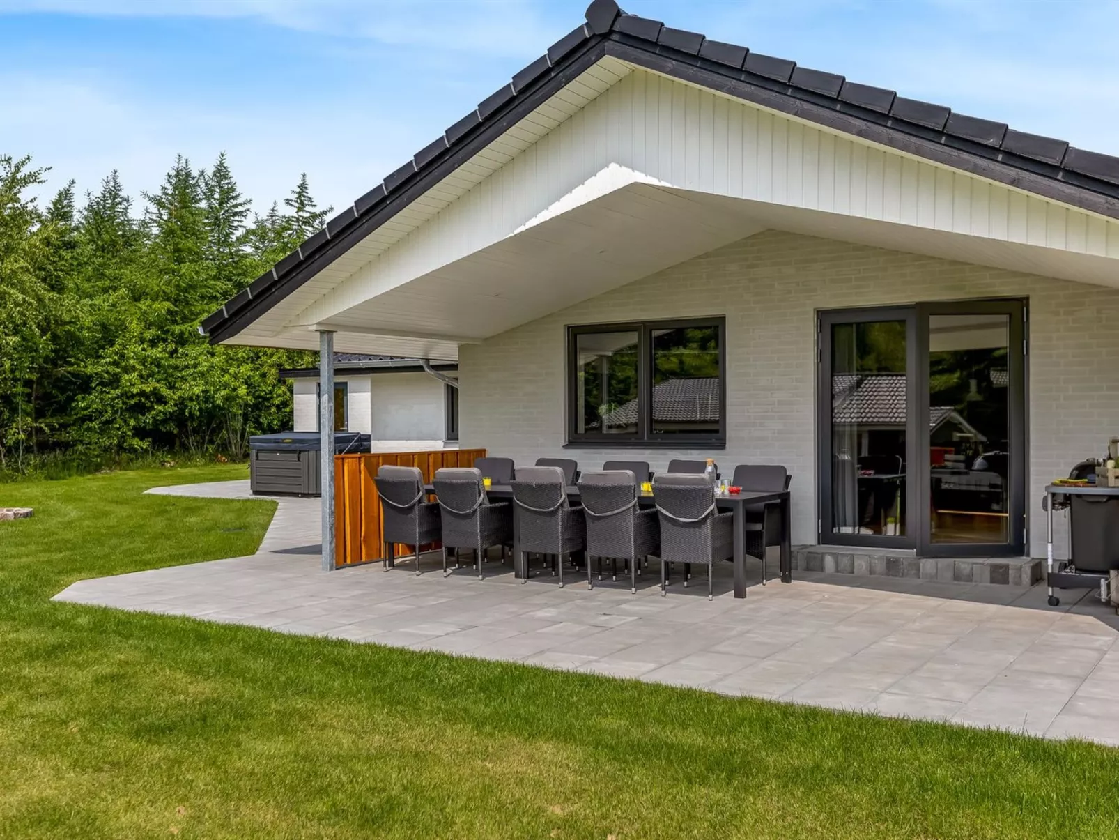 &quot;Alvira&quot; - 30km from the sea-Buiten