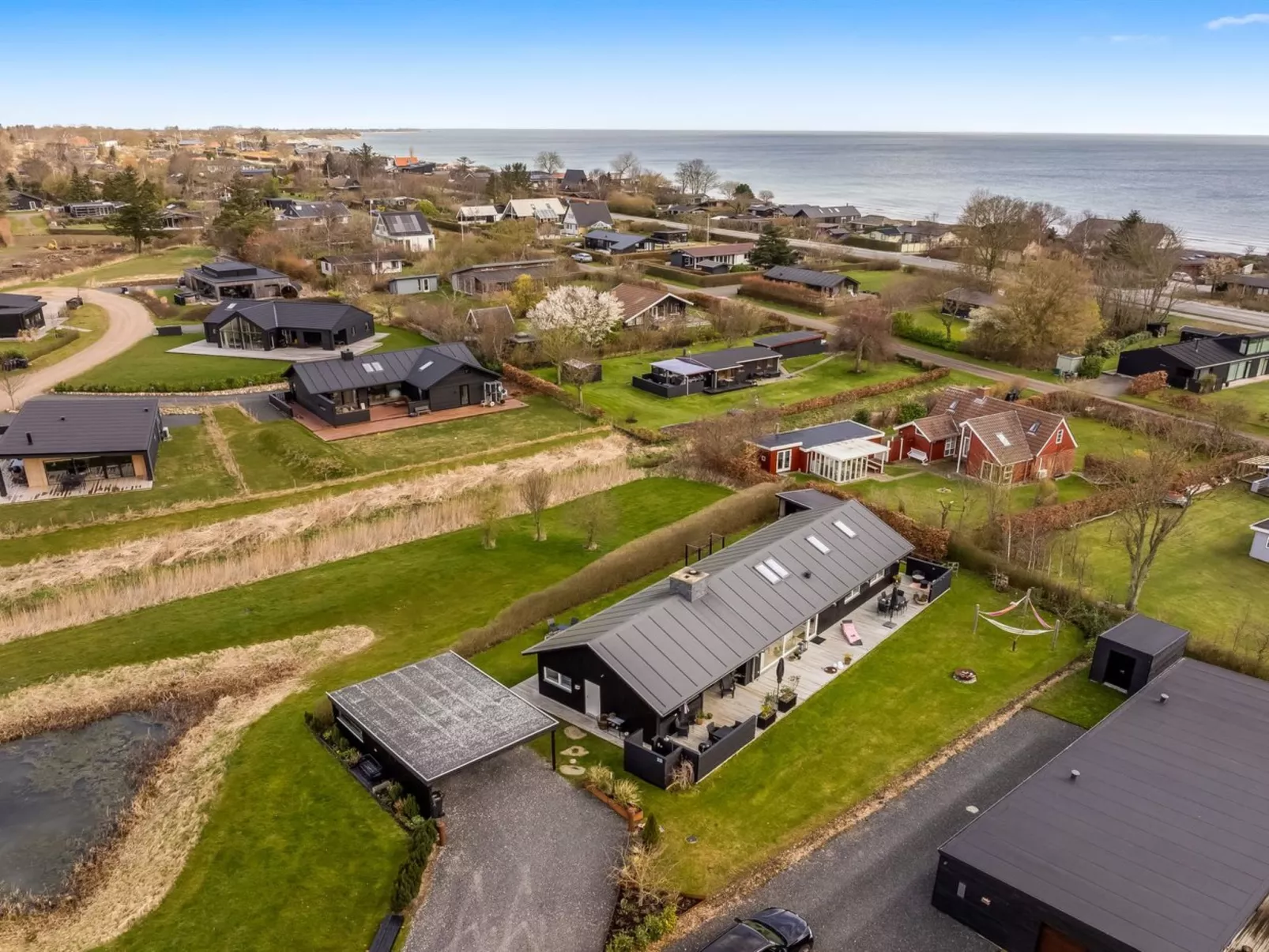 "Kato" -  from the sea-Buiten