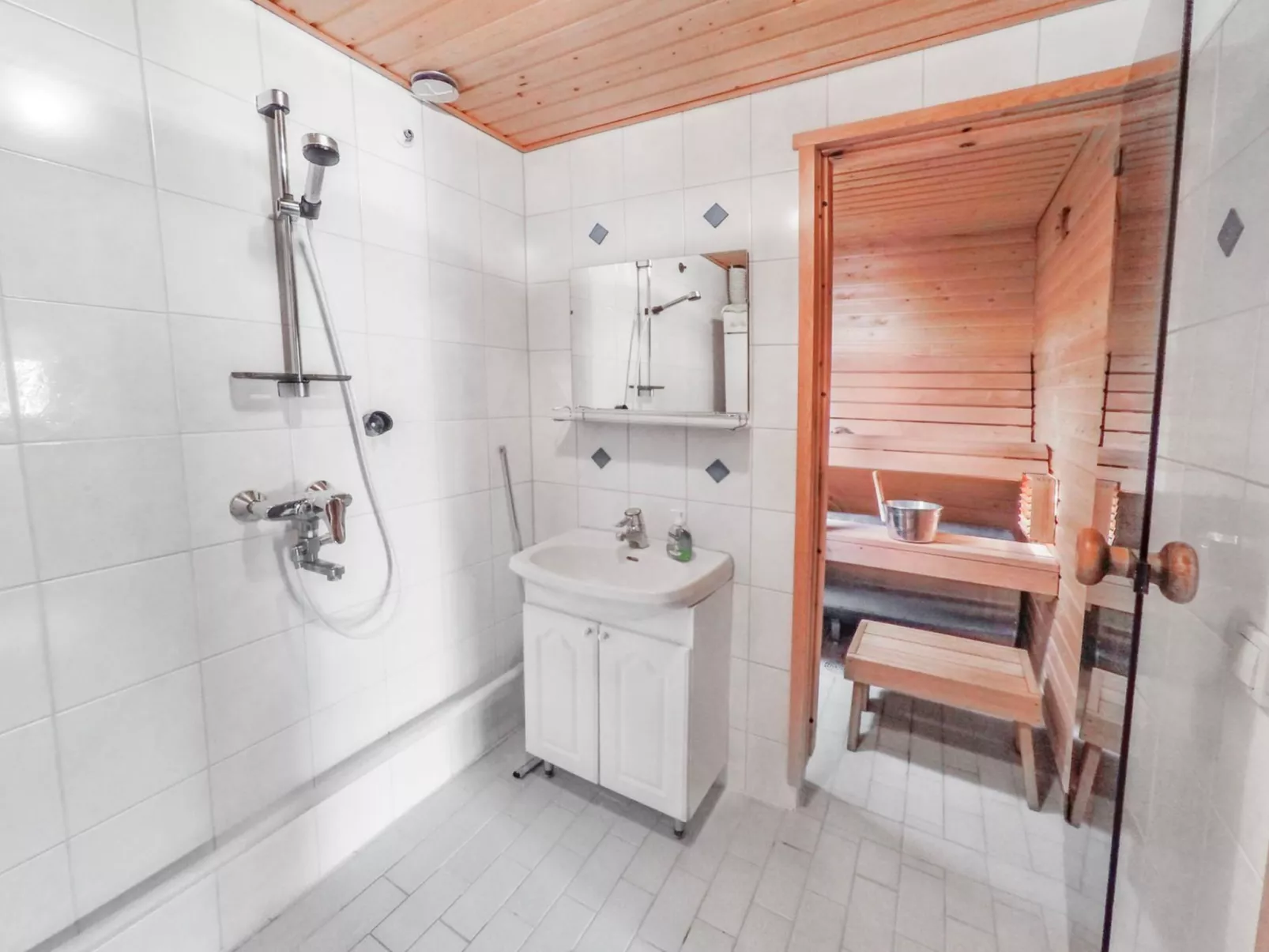 Porokaarre nr 14-Binnen