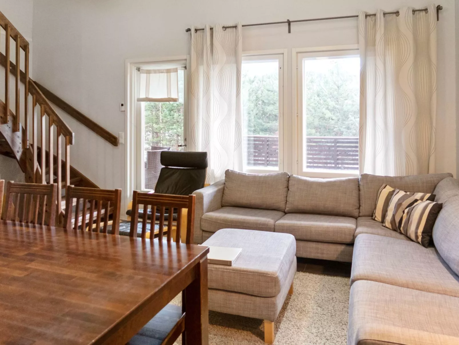 4 seasons b 1-Binnen