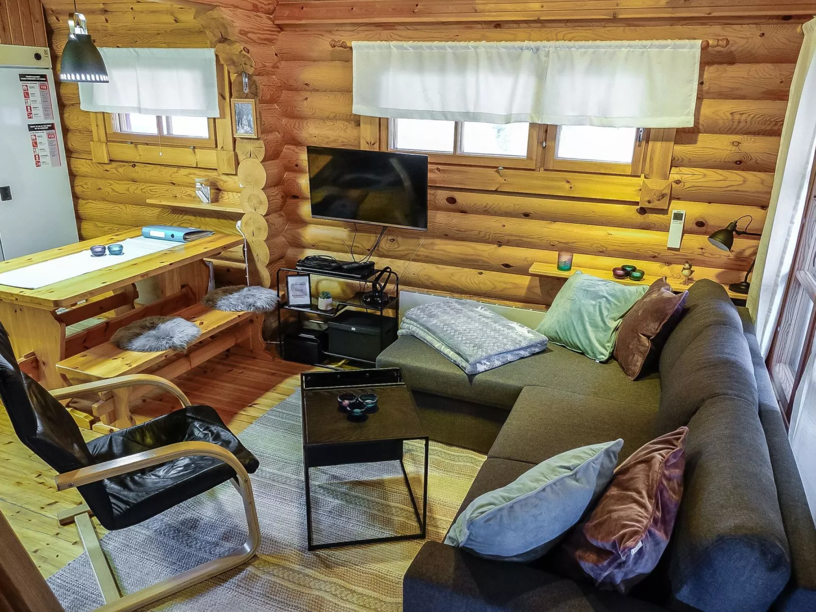 Lomaväinö 13-Binnen